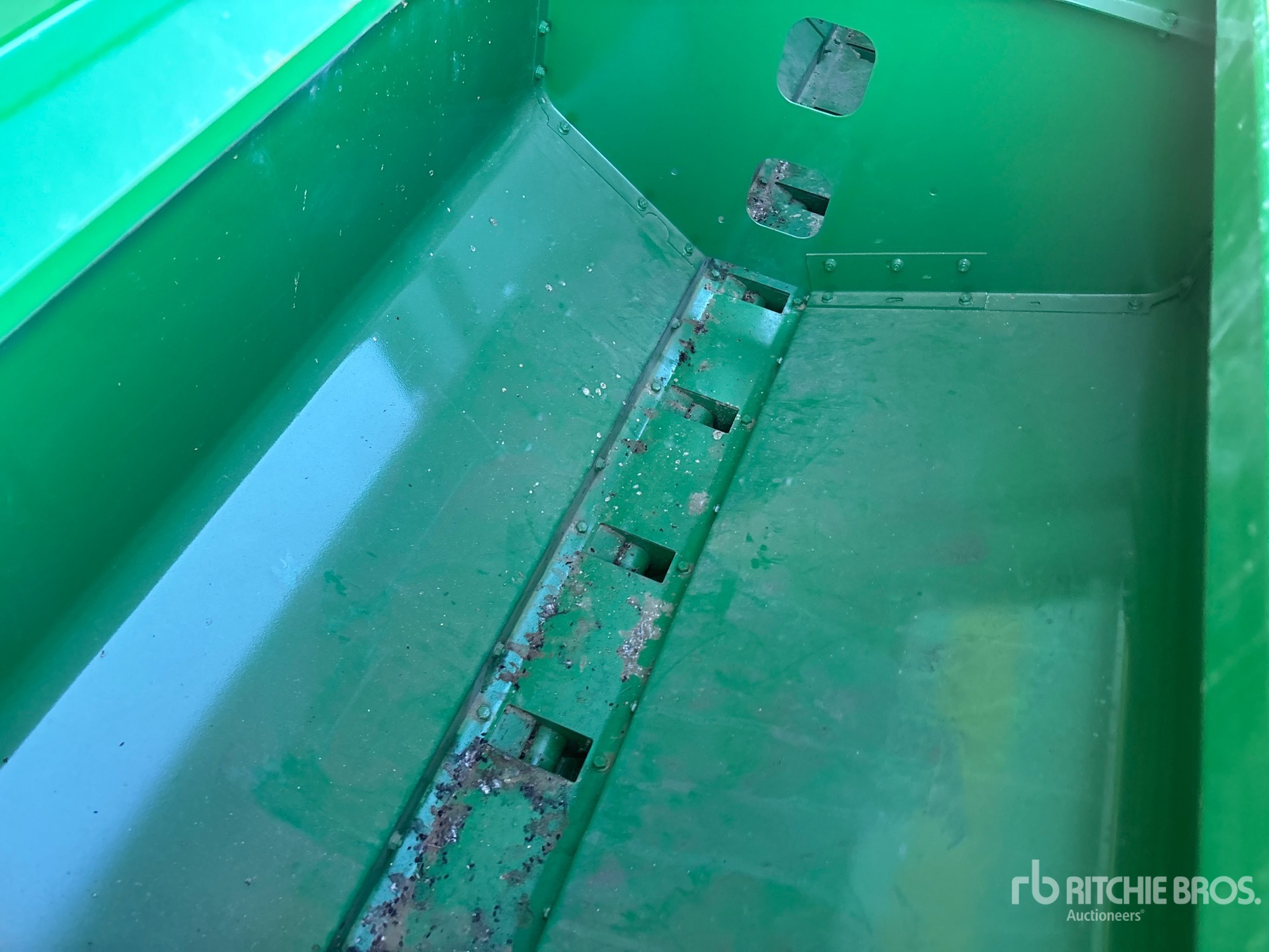 2023 John Deere 1590