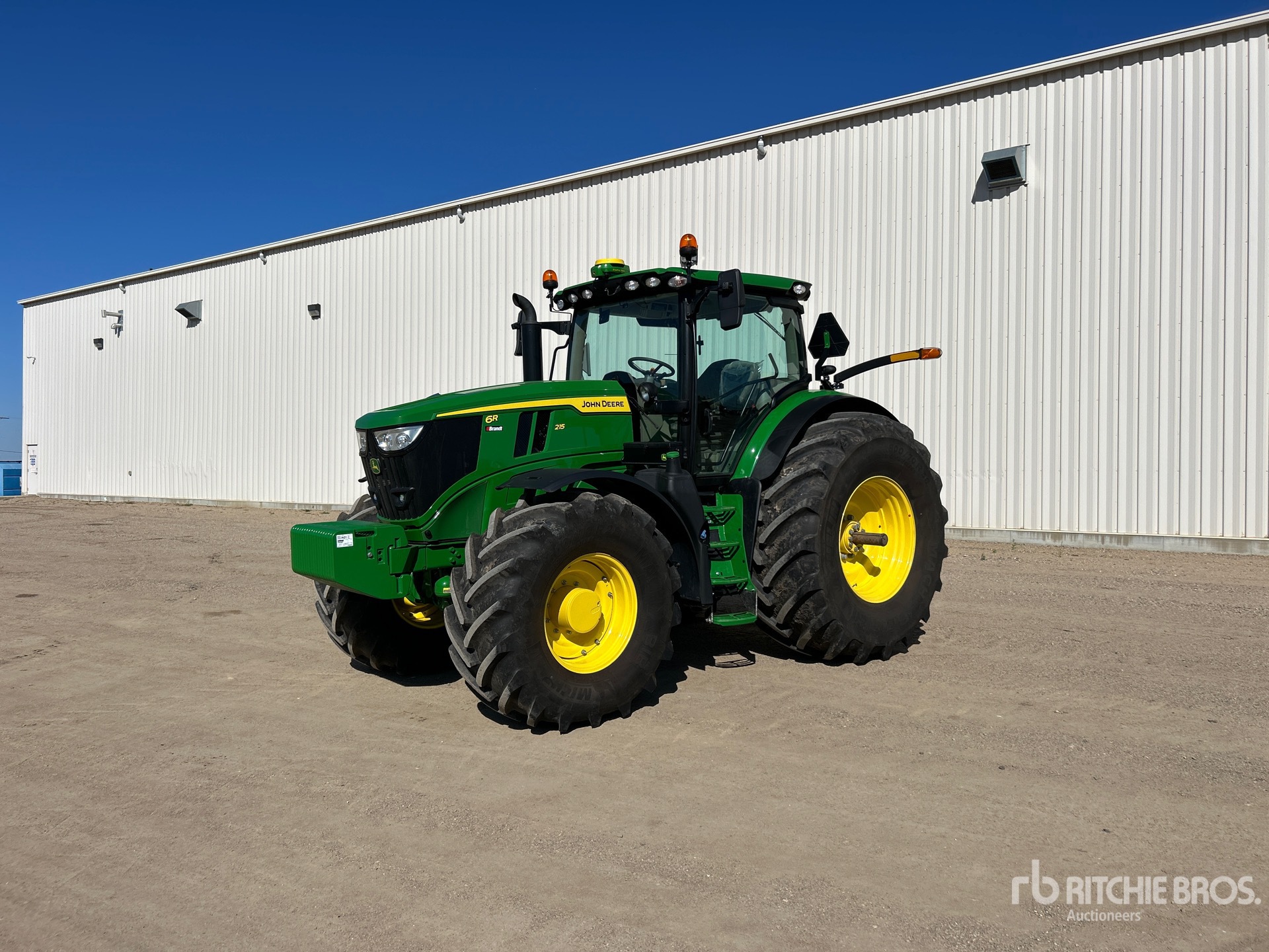 2024 John Deere 6R 215