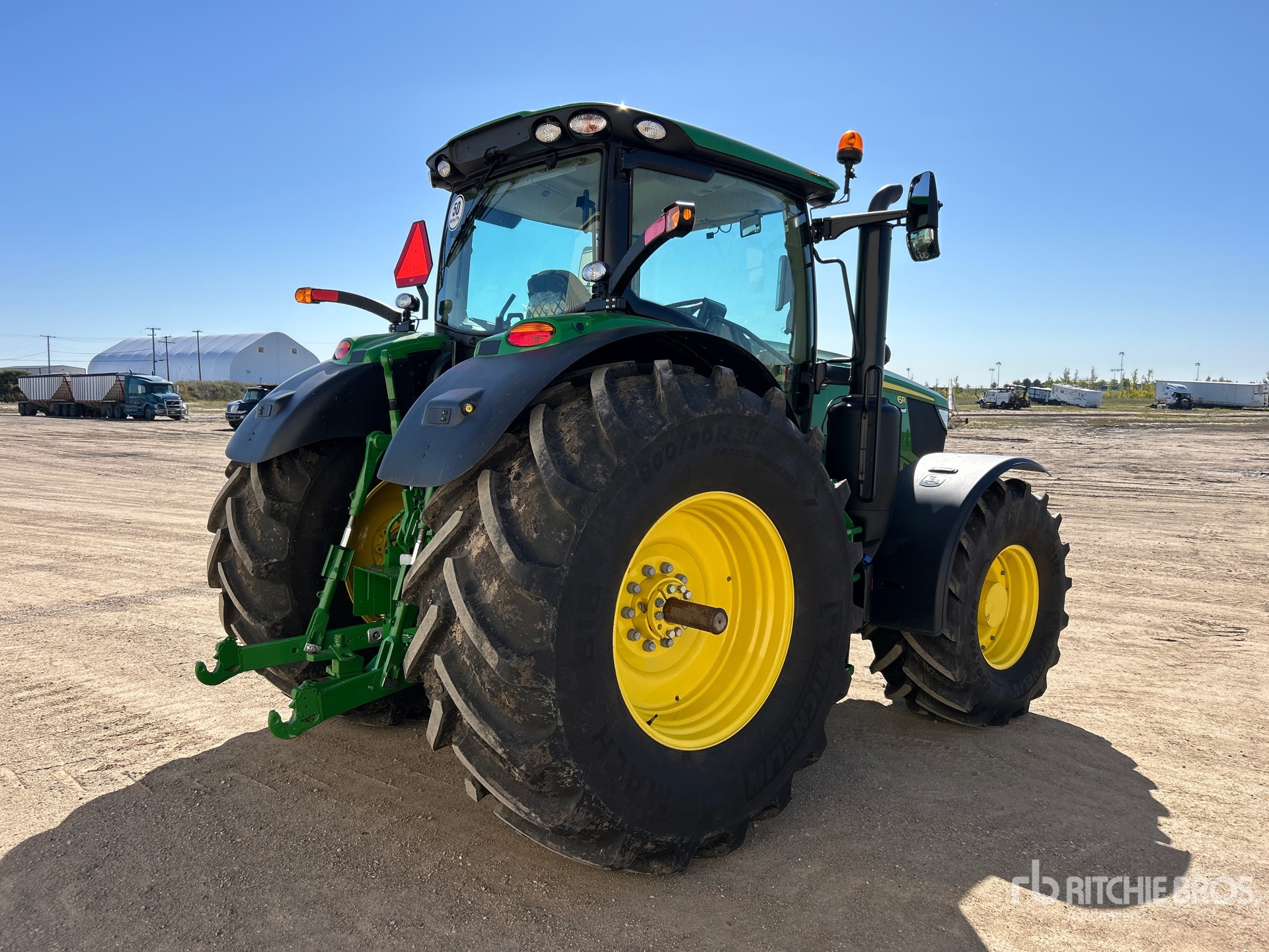 2024 John Deere 6R 215