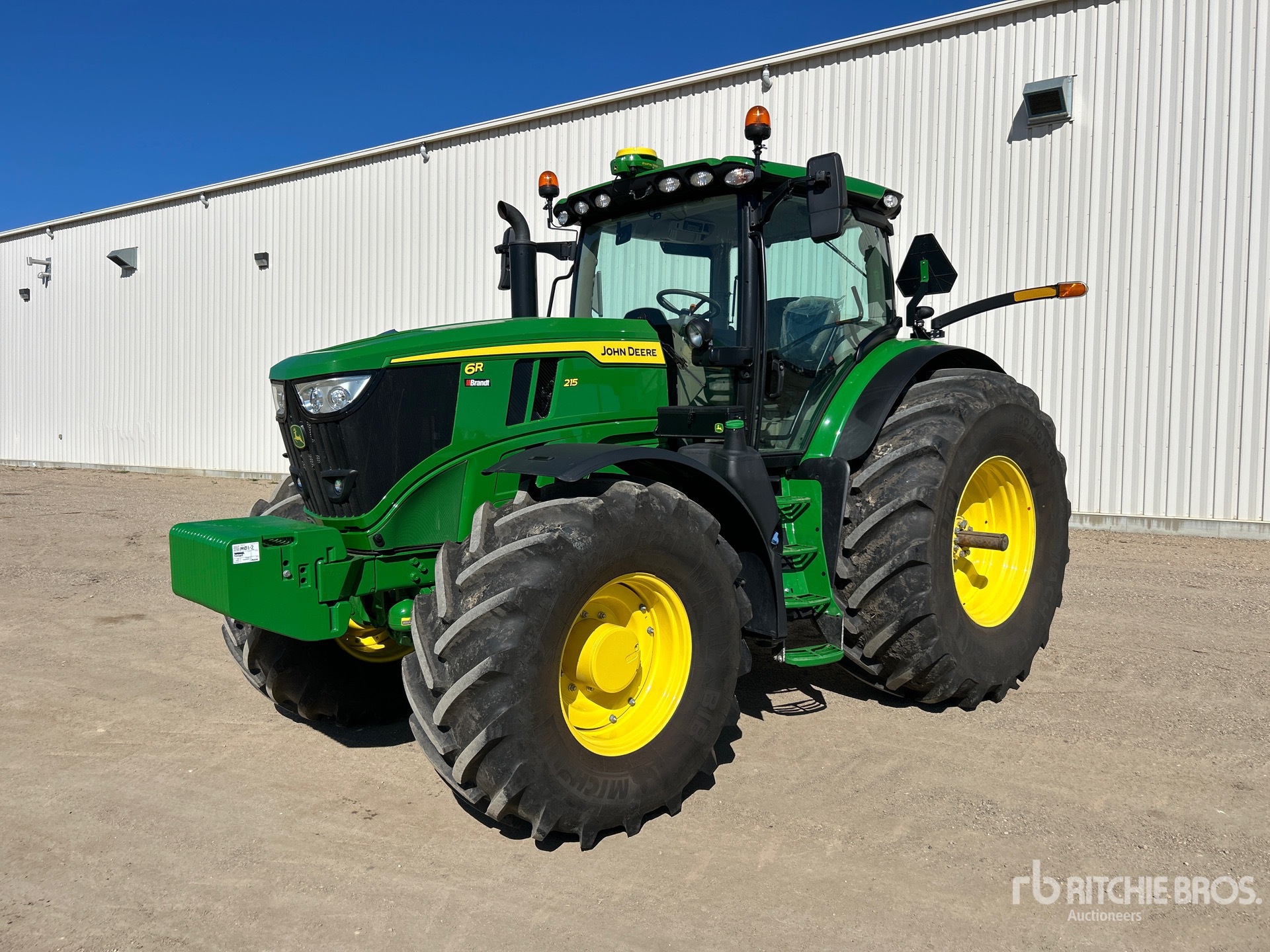 2024 John Deere 6R 215