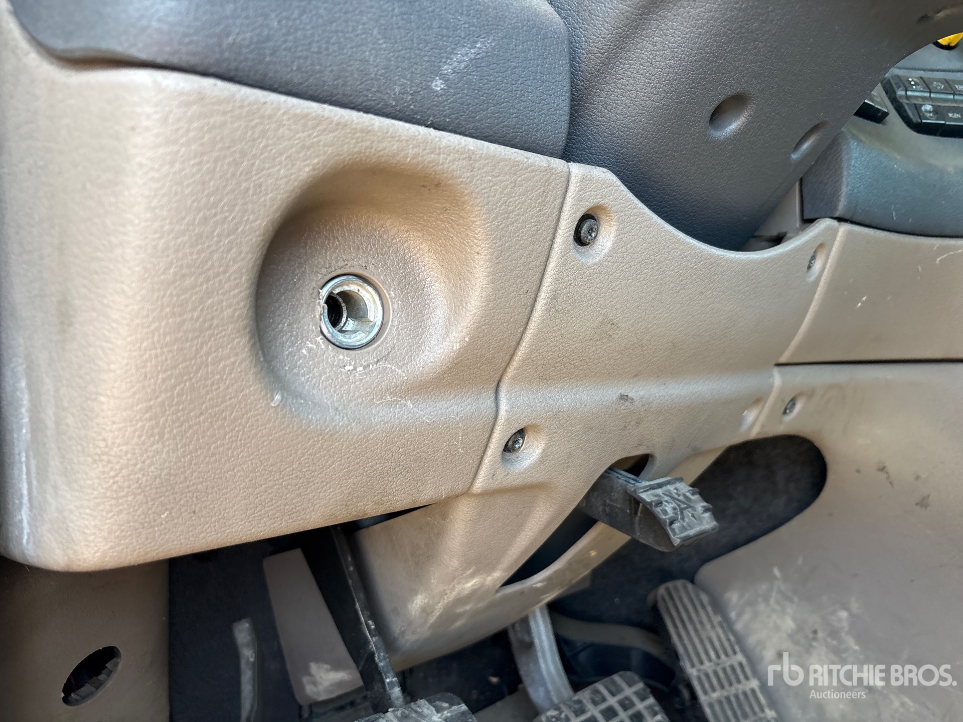 2015 Freightliner CASCADIA 125