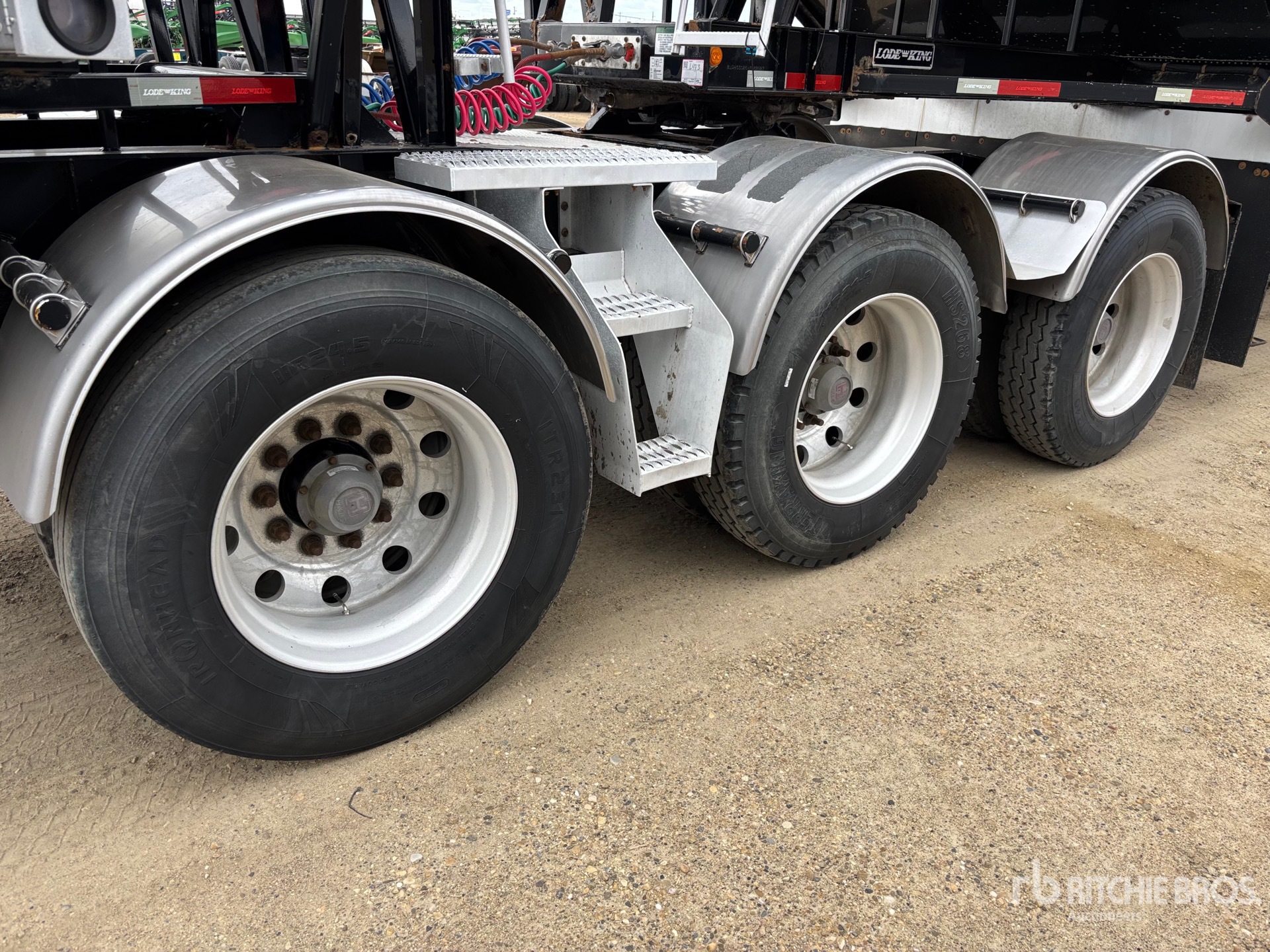 2017 Load King HGF28-3L