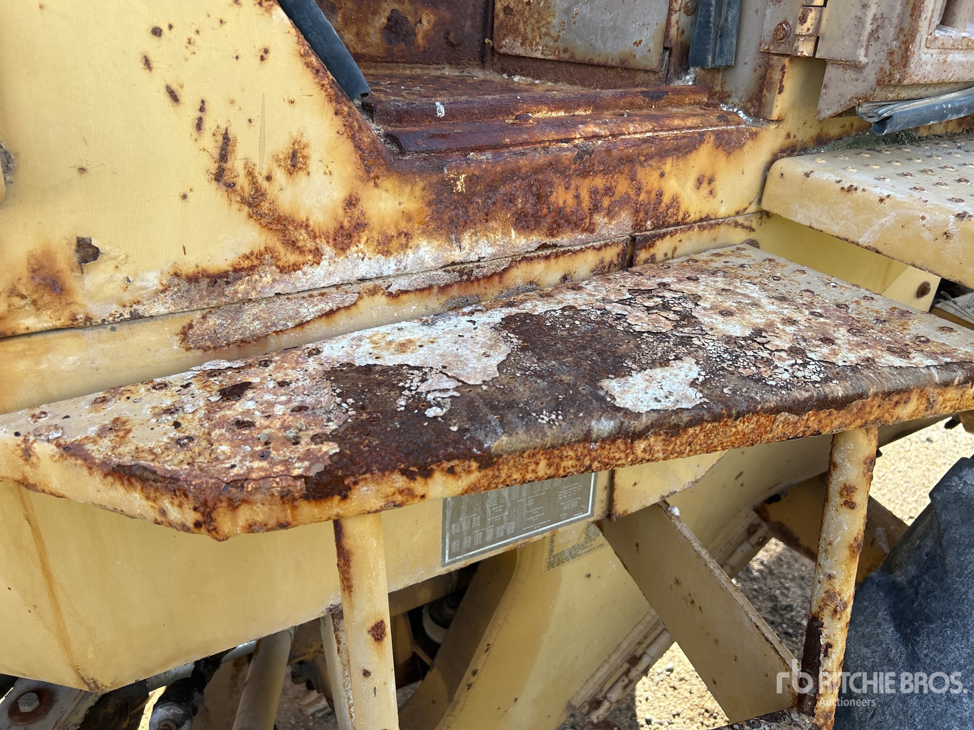 1991 Caterpillar 916