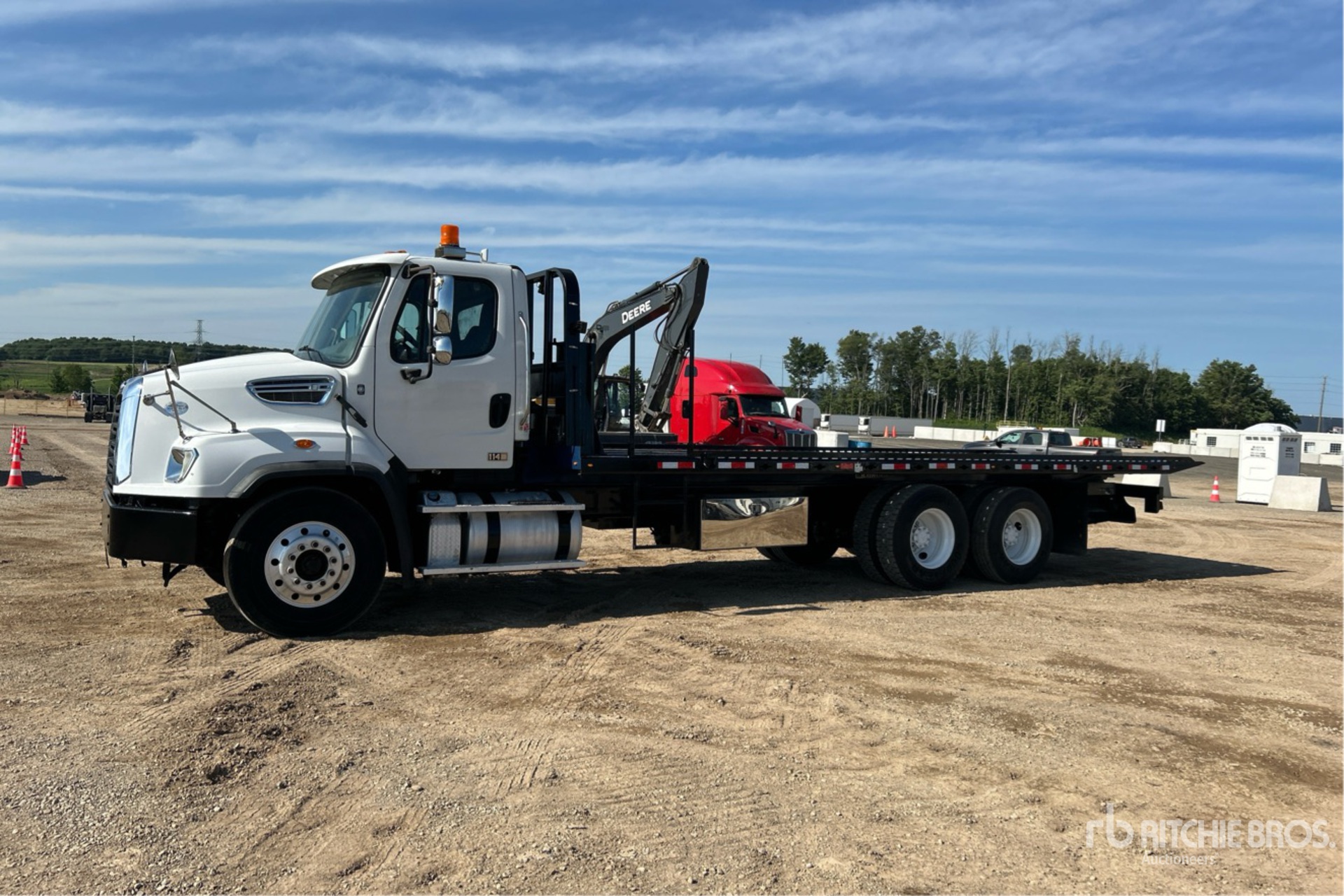 2017 Freightliner 114SD