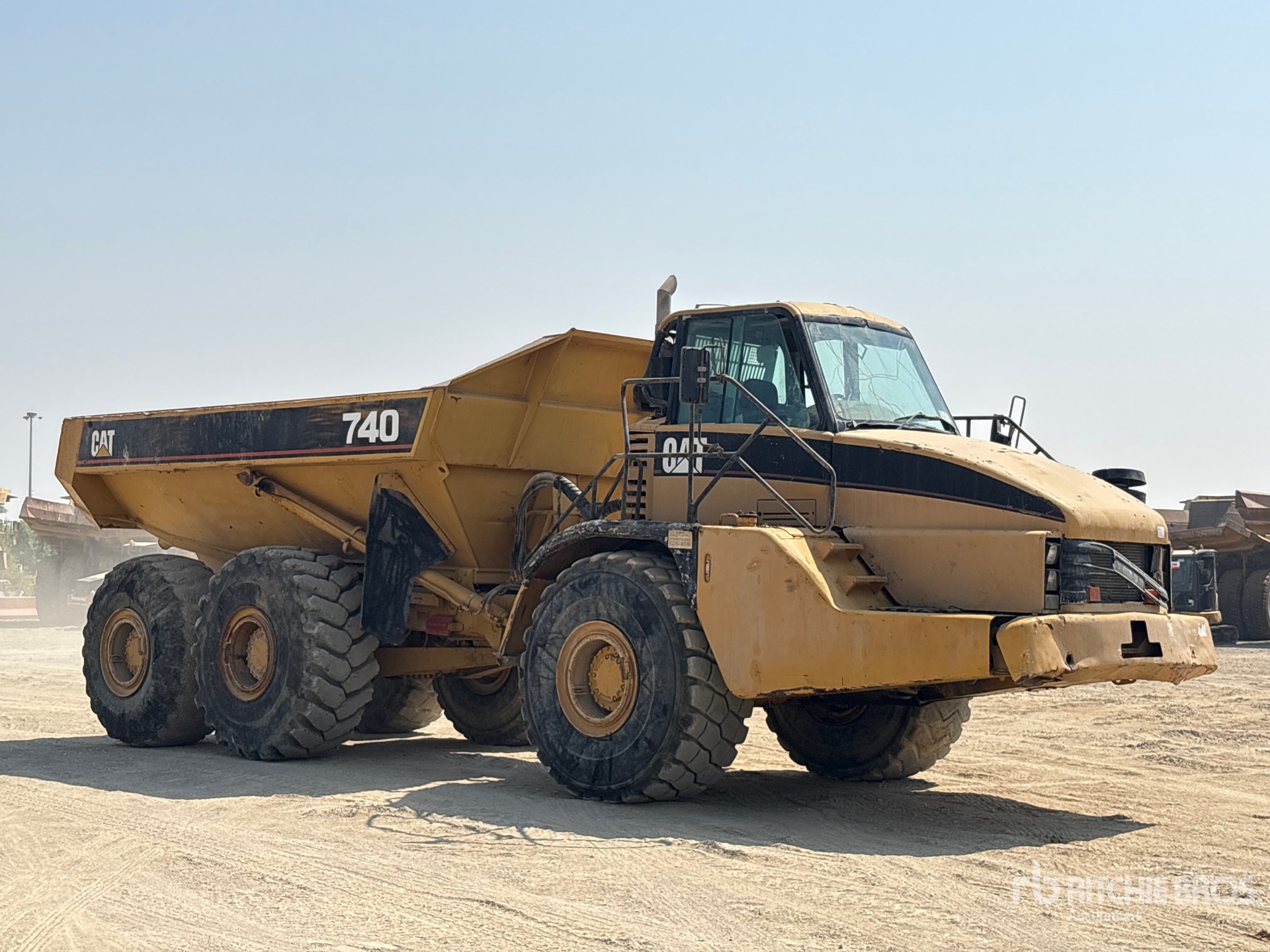 2003 Caterpillar 740