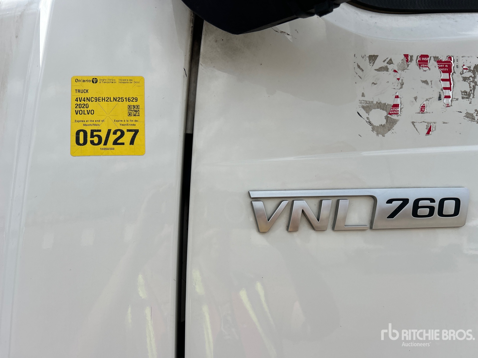 2020 Volvo VNL760