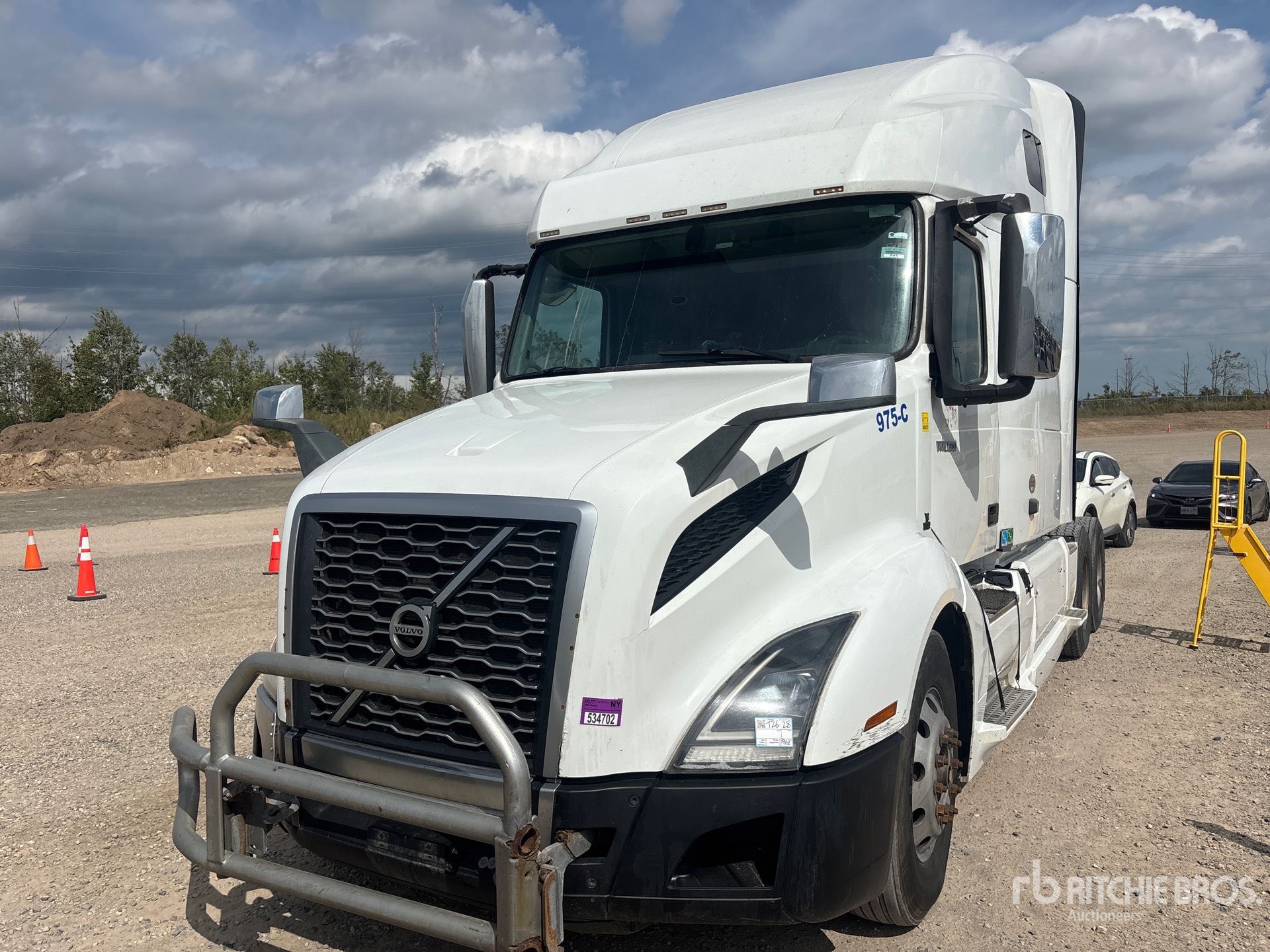 2020 Volvo VNL760