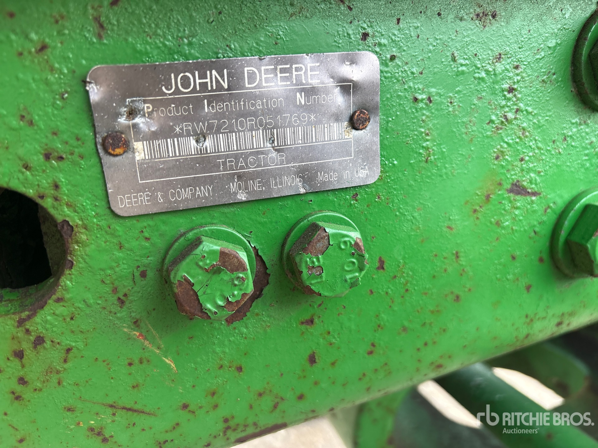 2001 John Deere 7210