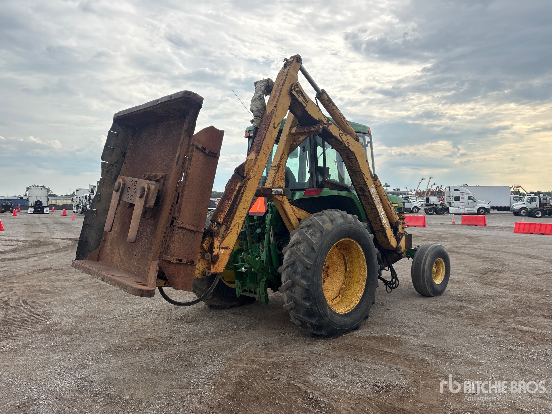 2001 John Deere 7210