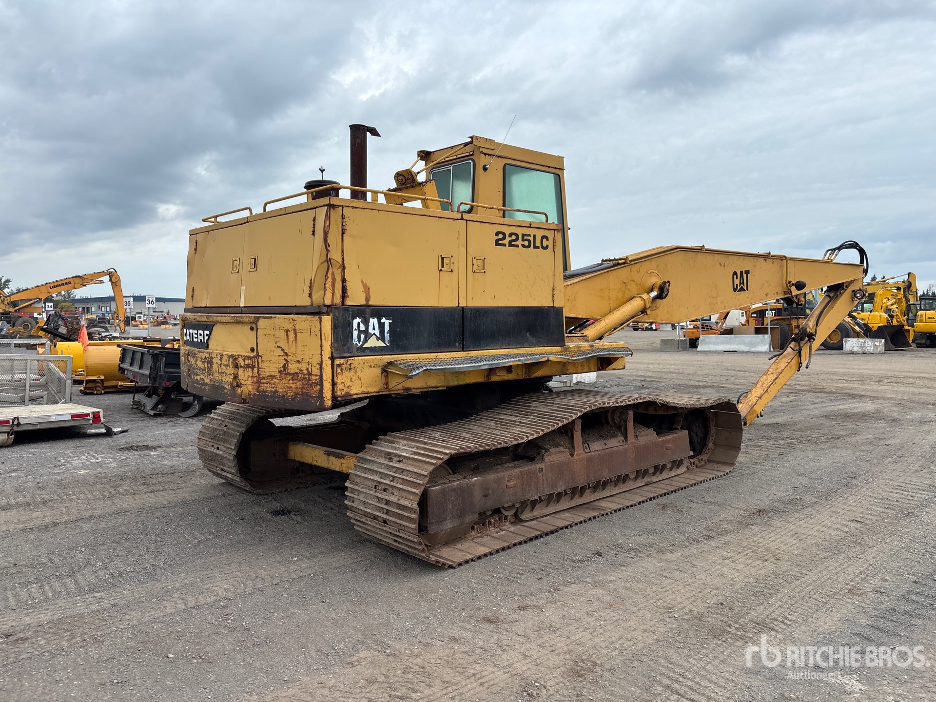 1986 Caterpillar 225LC