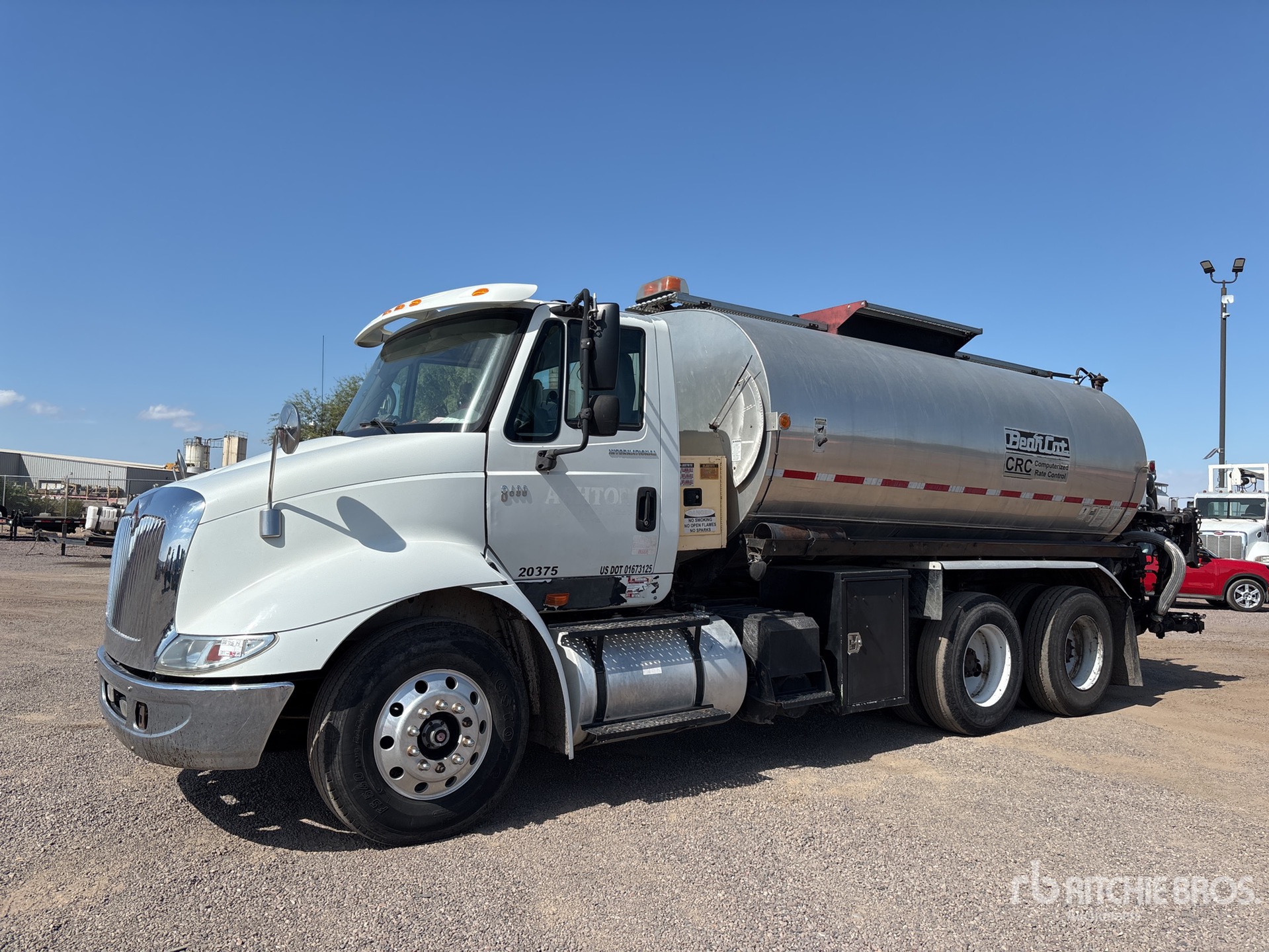 Photo of 2005 International 8600