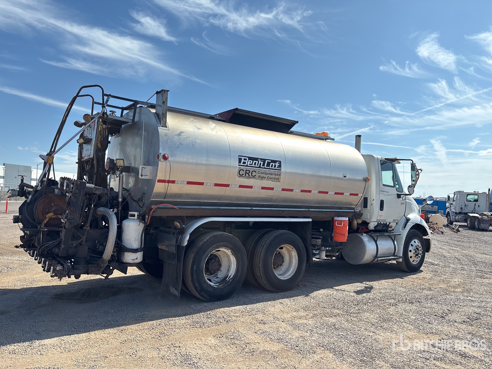 2005 International 8600
