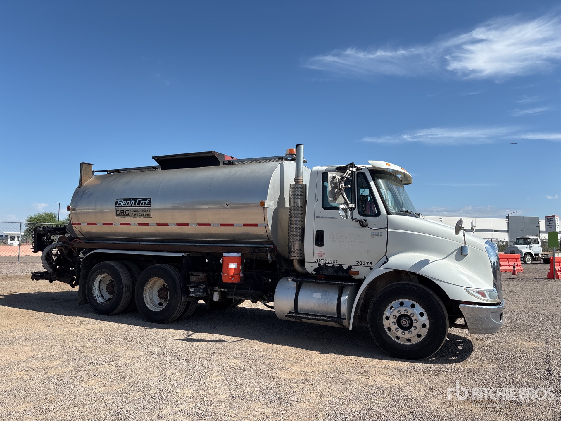 2005 International 8600
