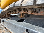 Undercarriage with Right Carrier Rollers
