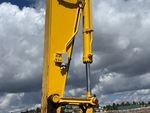 Hydraulics with Bucket Cylinder