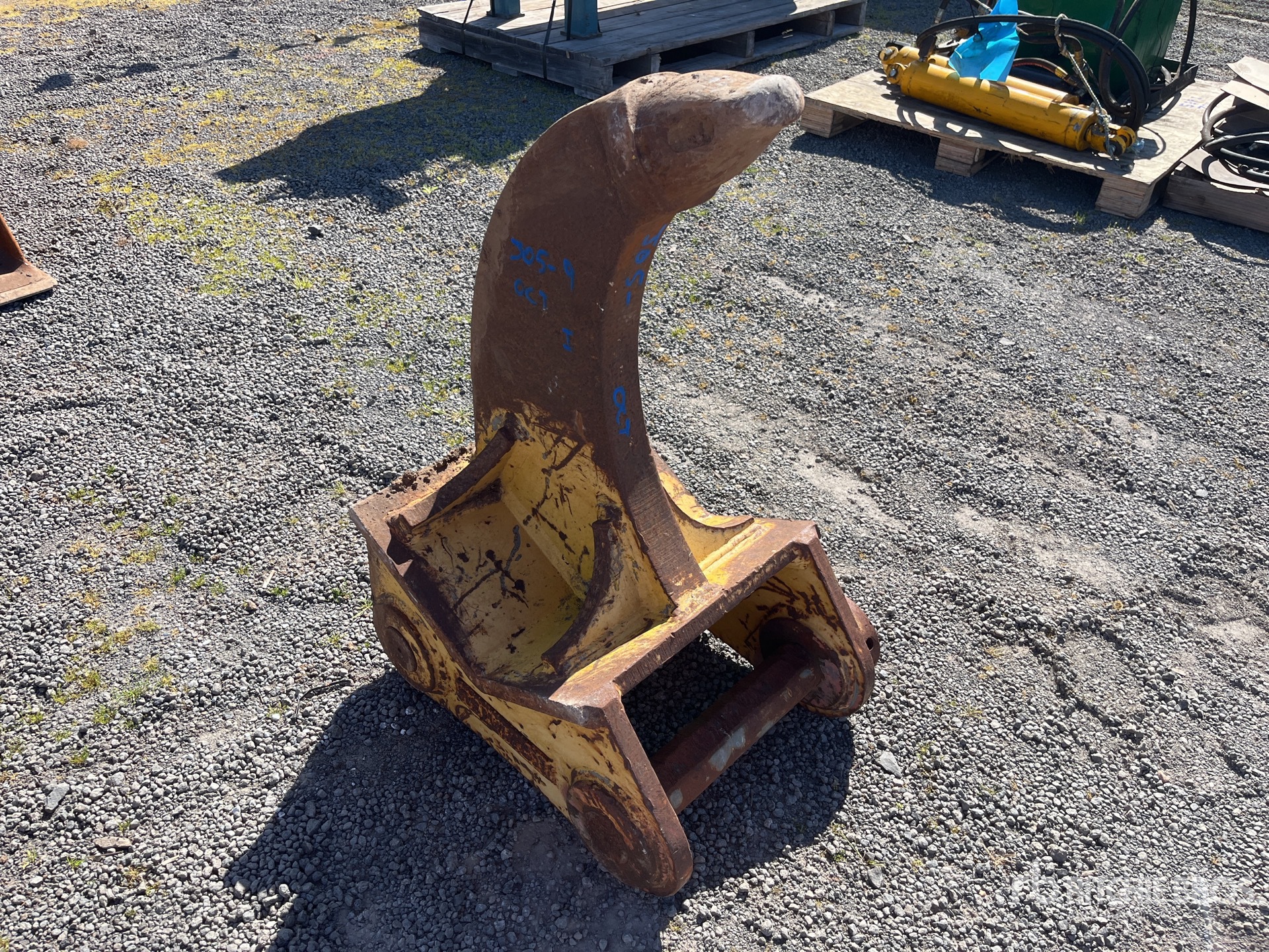 Komatsu Q/C