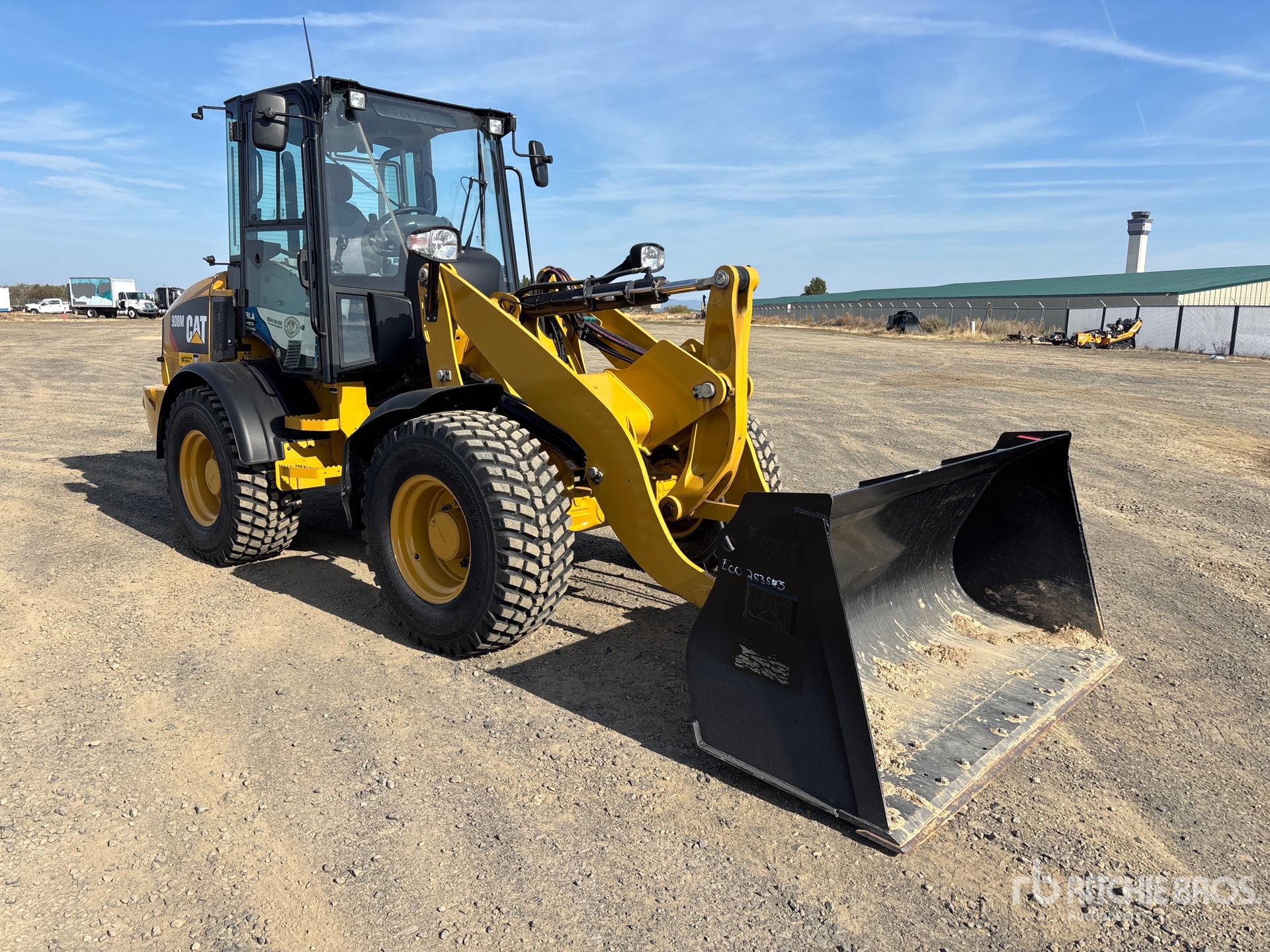2018 Caterpillar 908M
