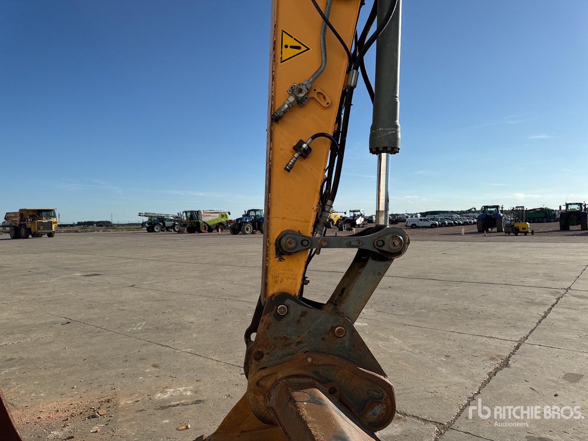 2014 Liebherr R918 LC L