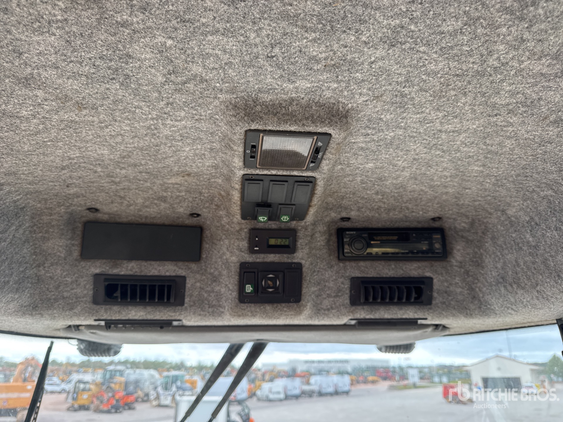 2001 New Holland FX58