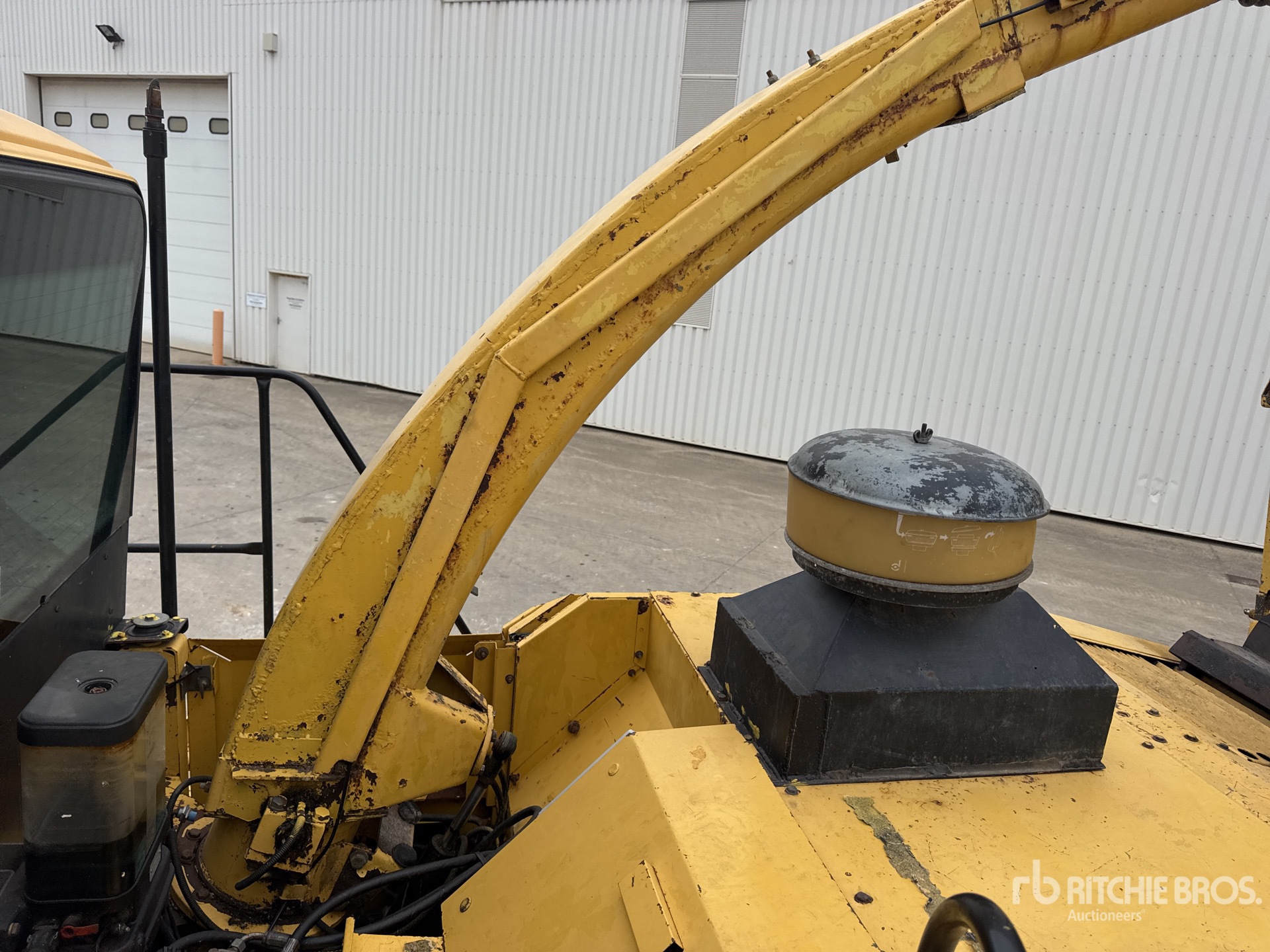 2001 New Holland FX58
