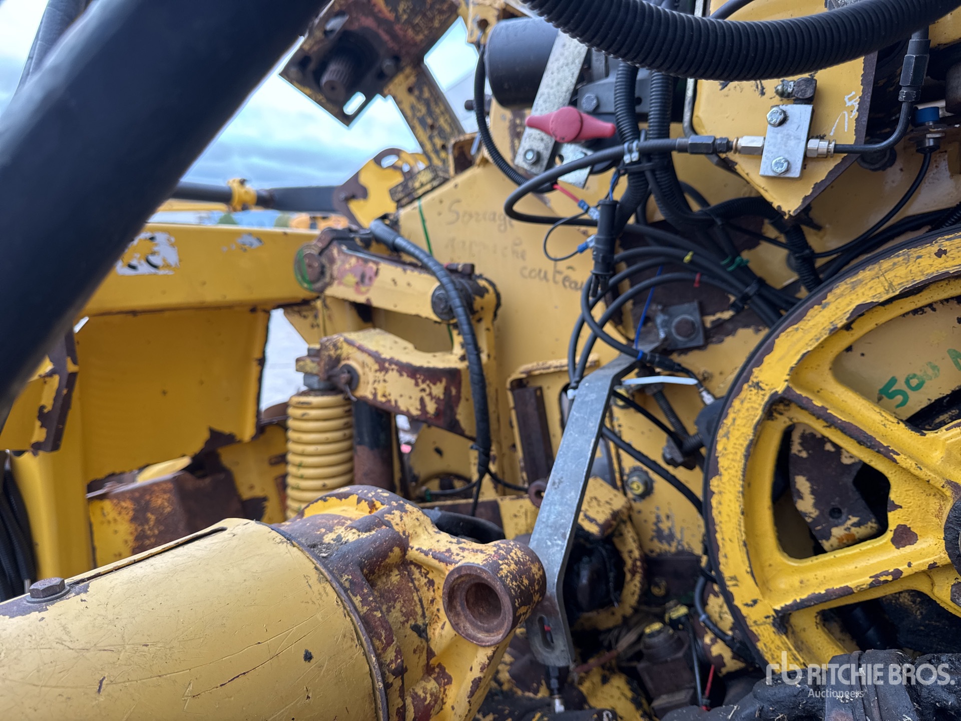 2001 New Holland FX58