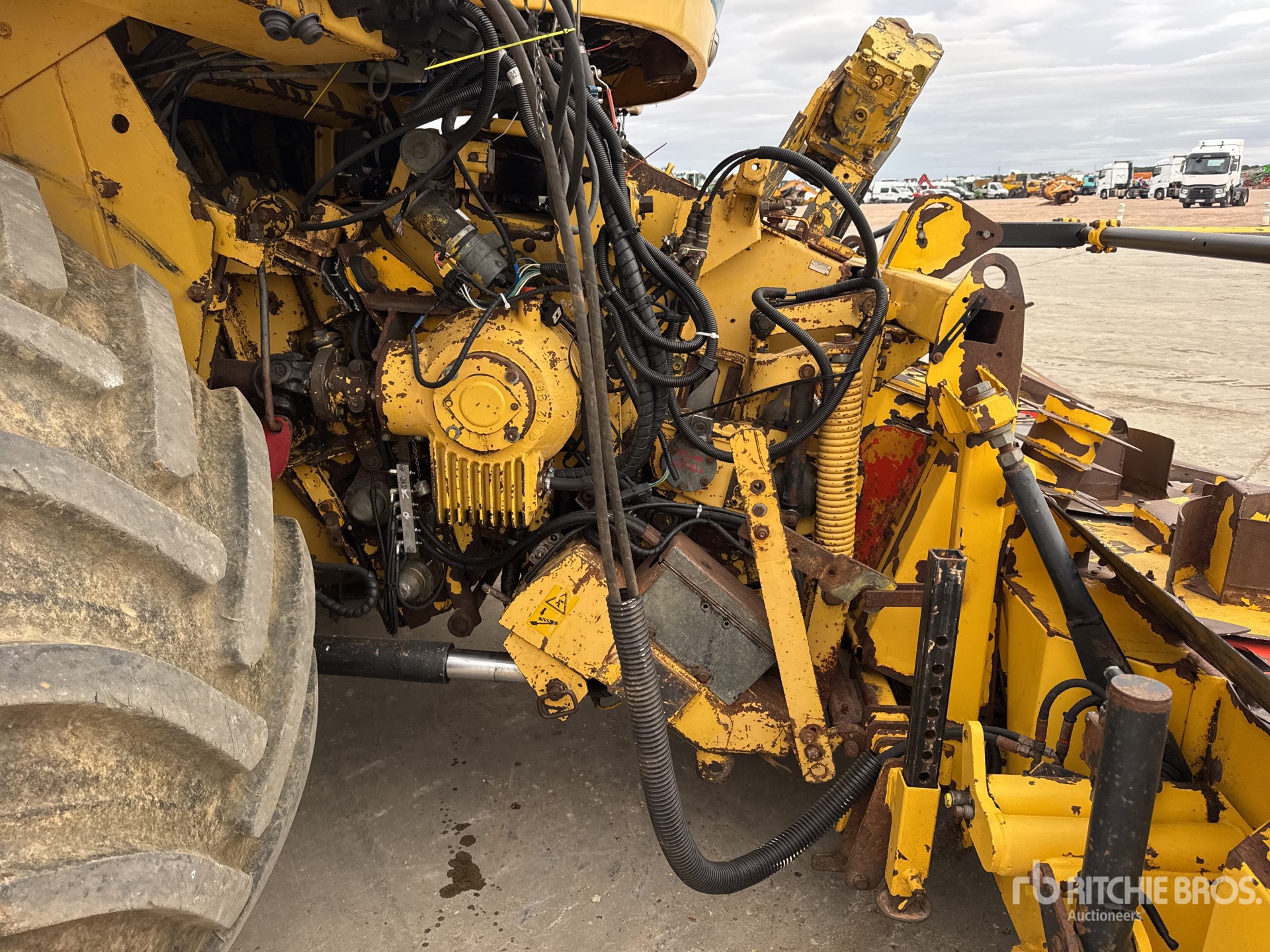 2001 New Holland FX58