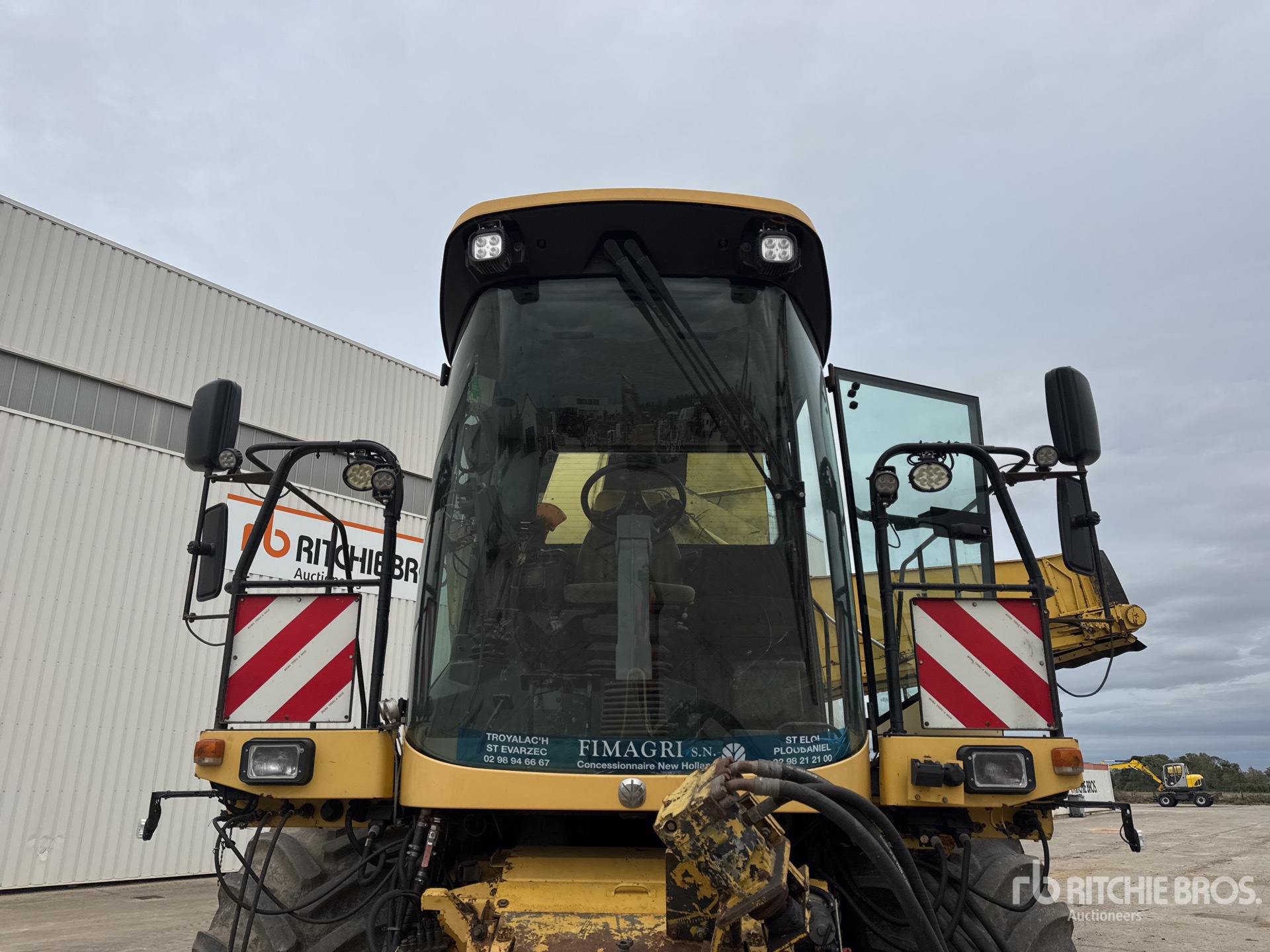 2001 New Holland FX58