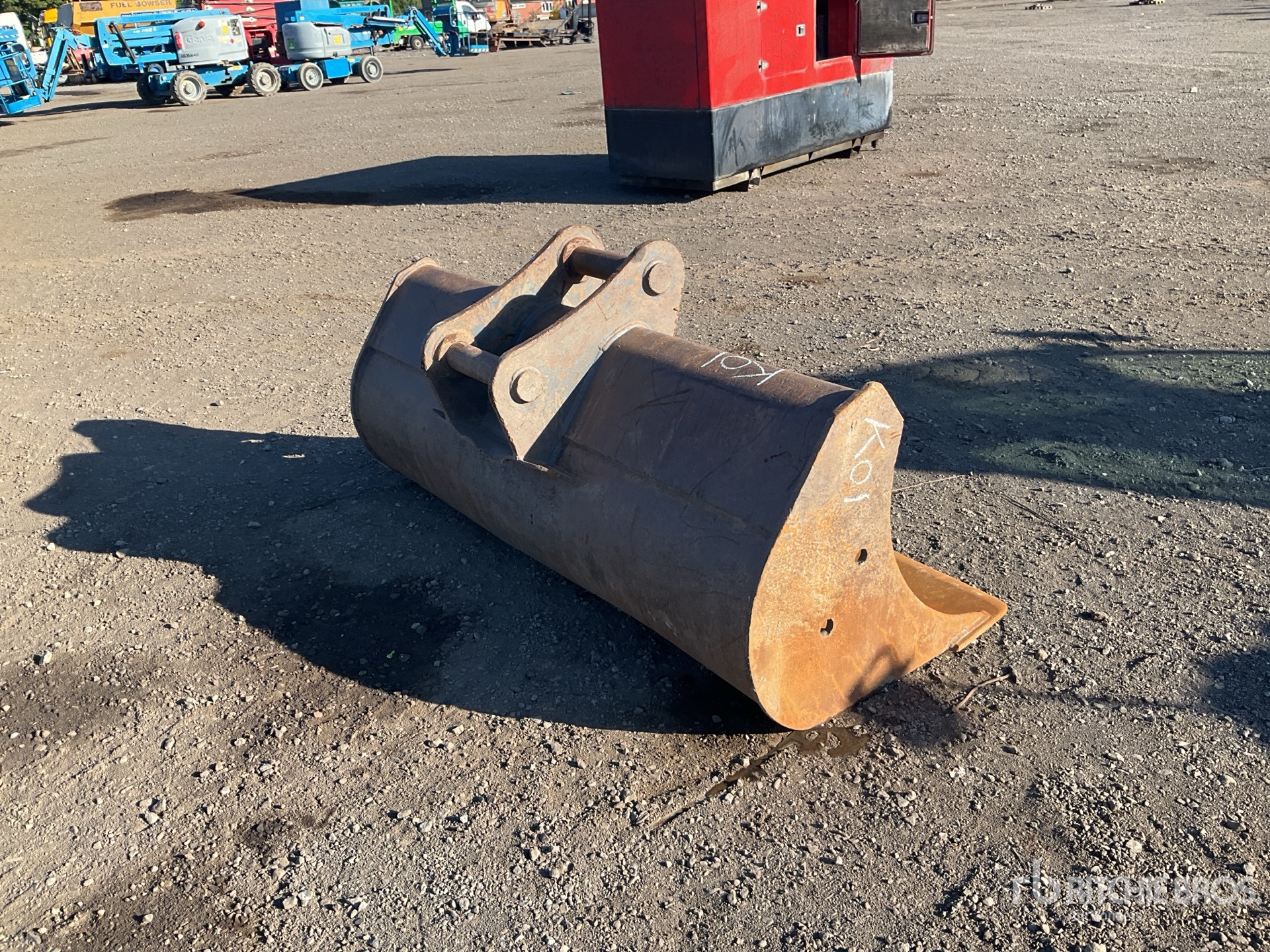 Titan 2100 mm Cleanup