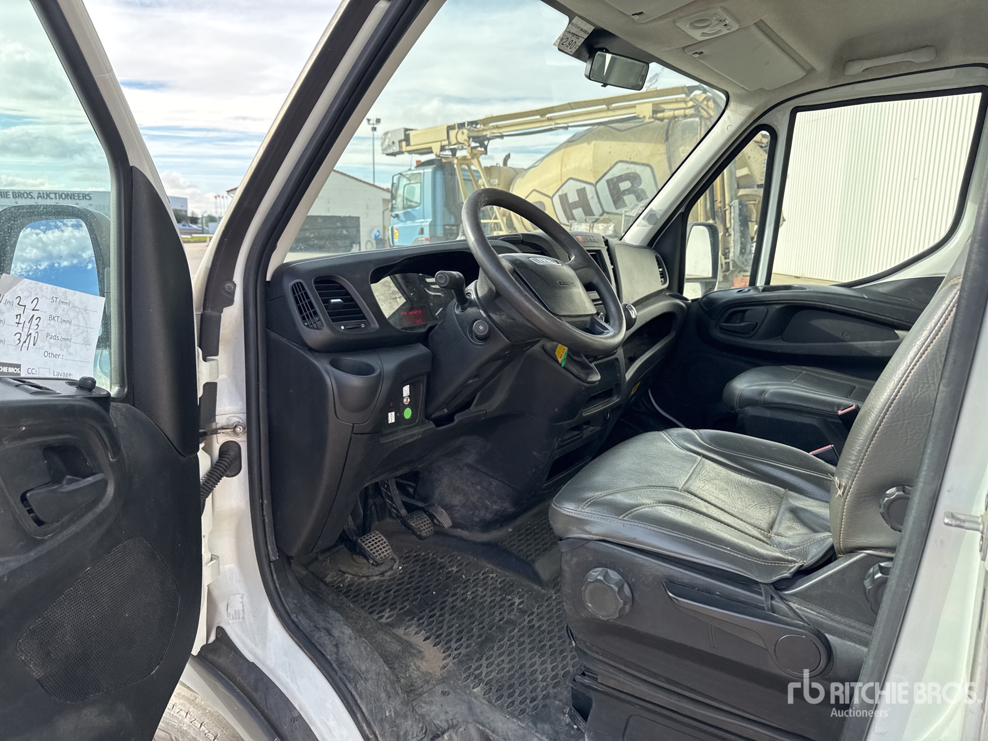 2019 Iveco 35-140