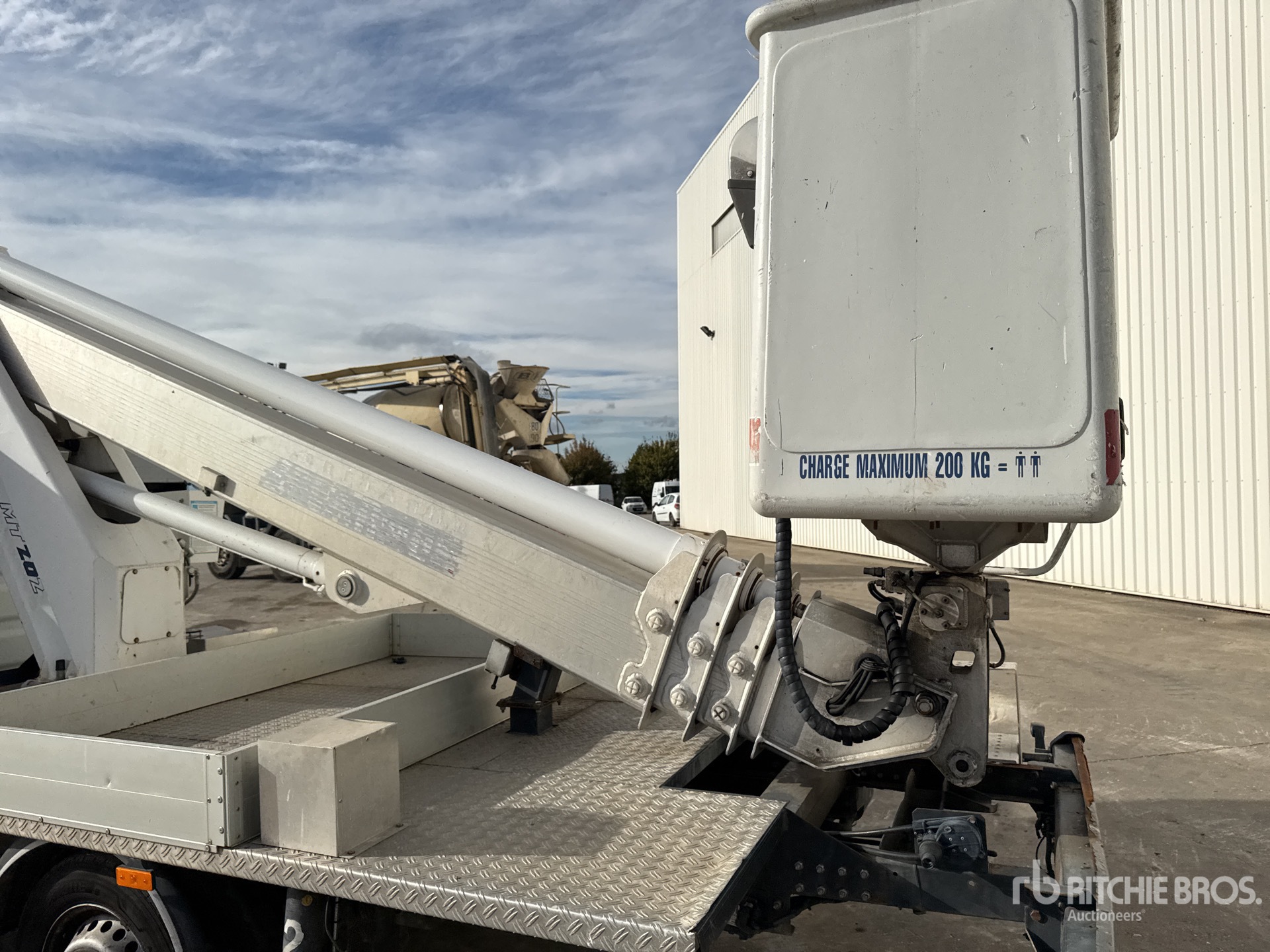 2019 Iveco 35-140