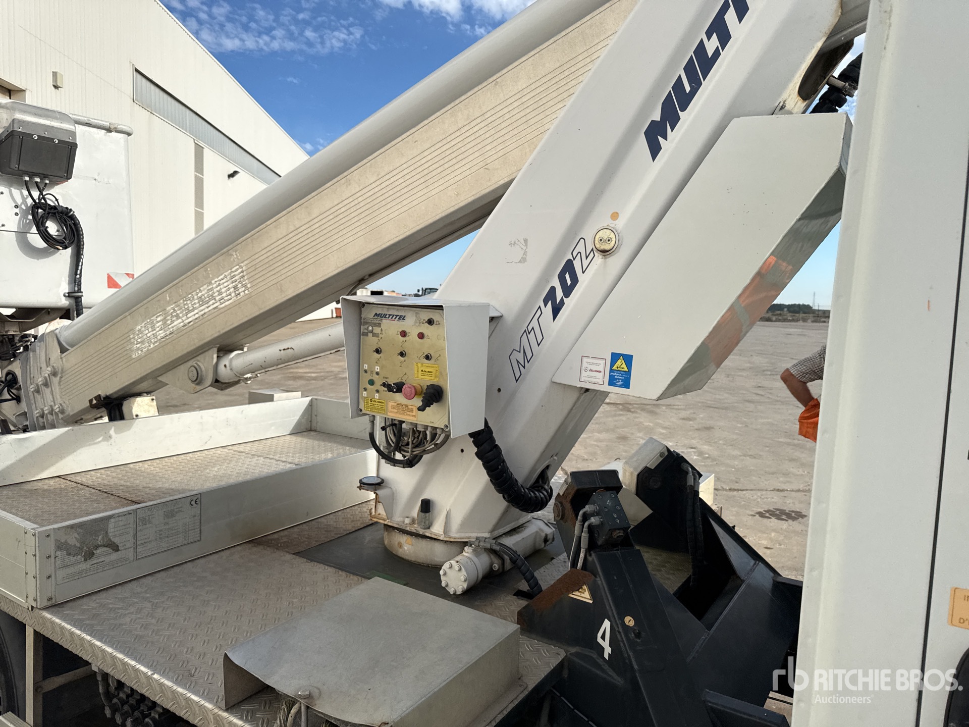 2019 Iveco 35-140