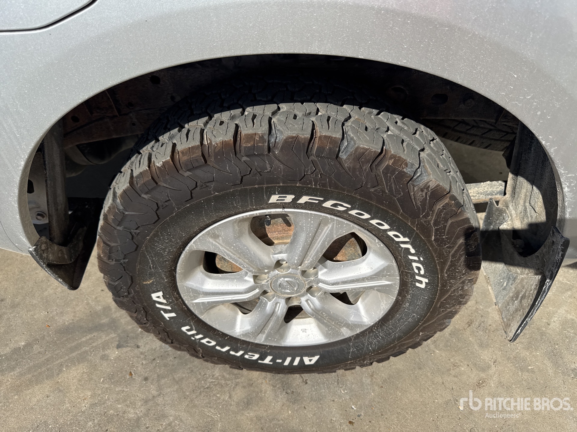 2019 Nissan NIVARA