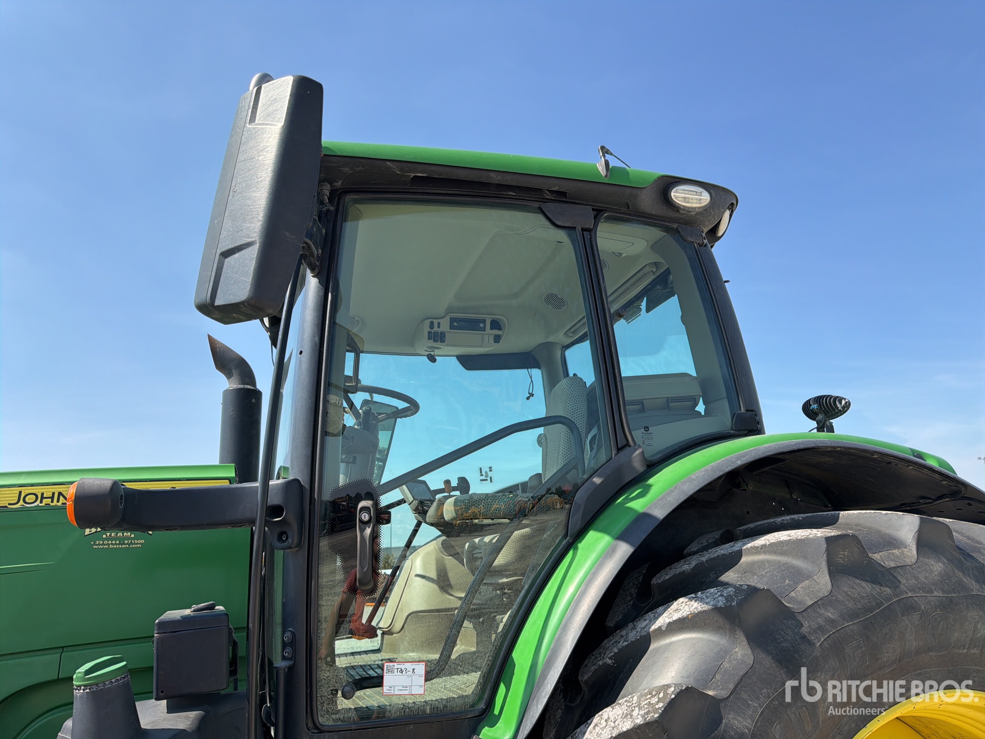 John Deere 6175R
