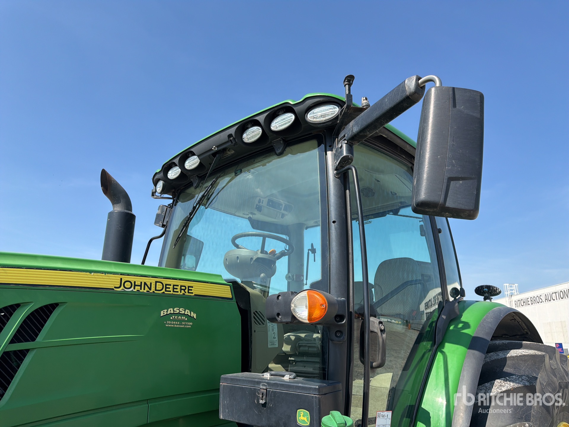 John Deere 6175R