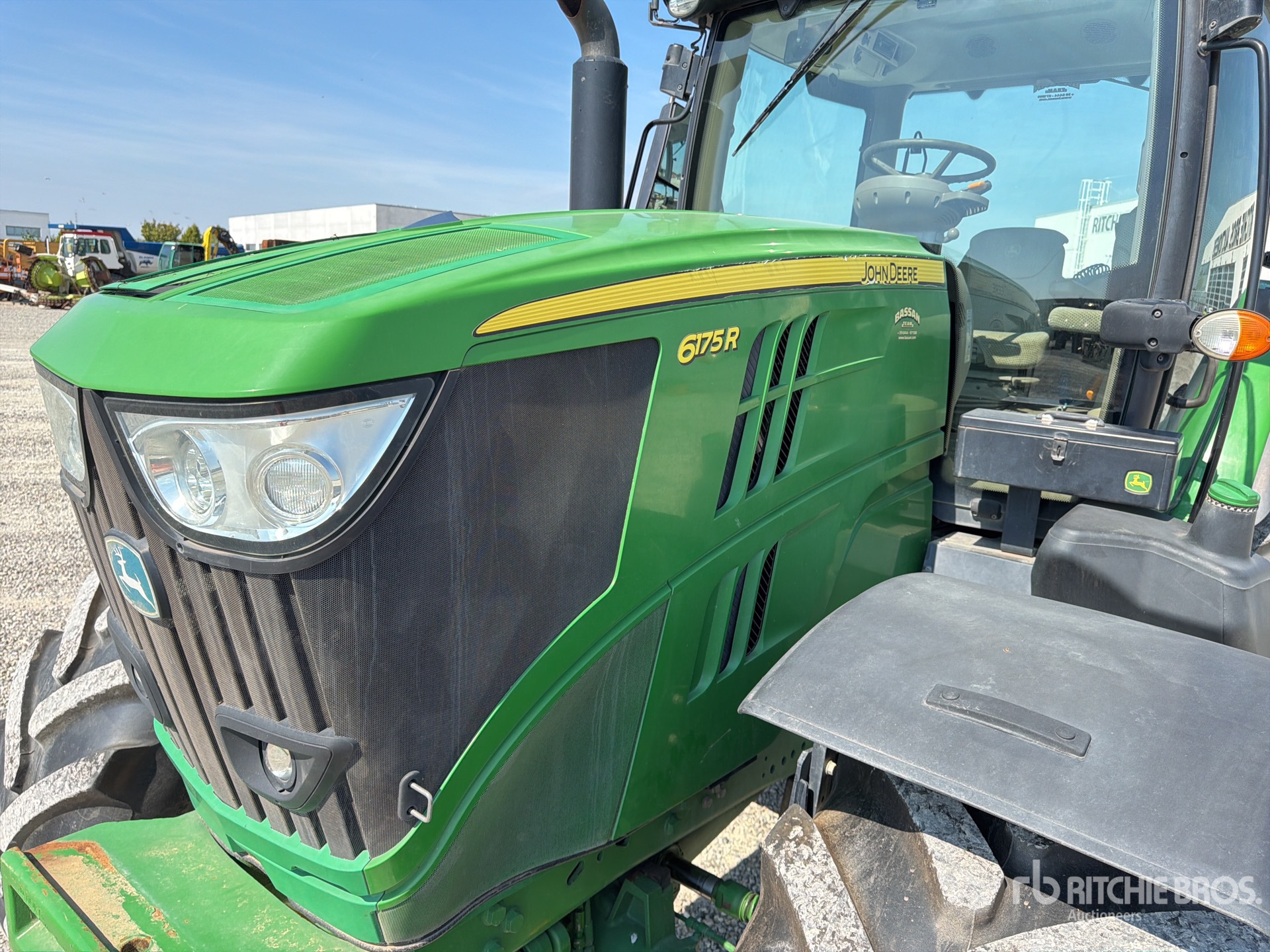 John Deere 6175R