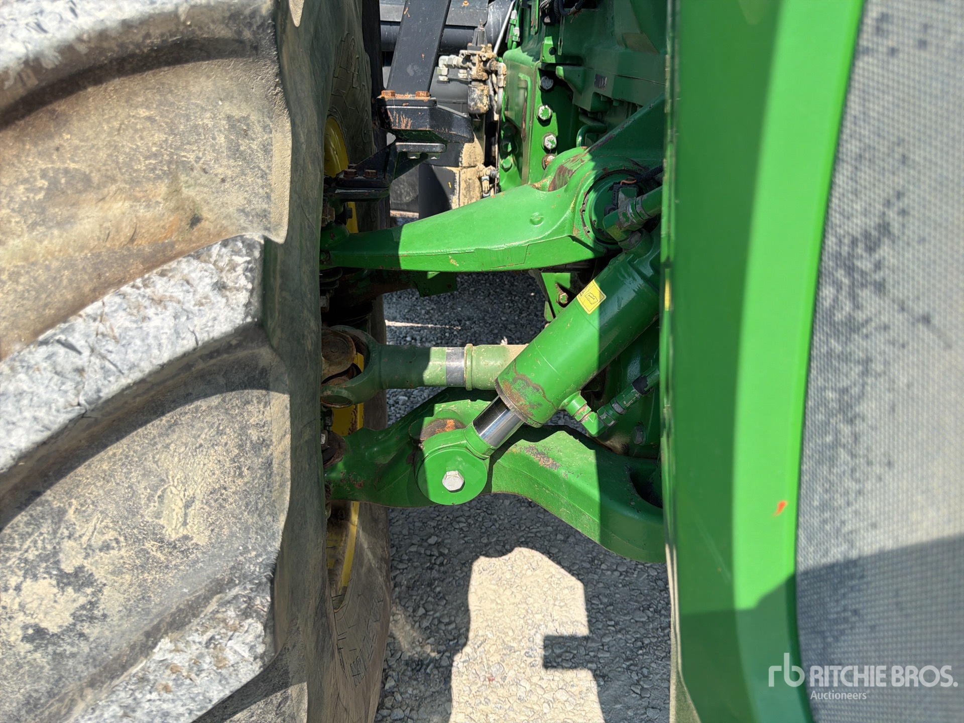 John Deere 8320