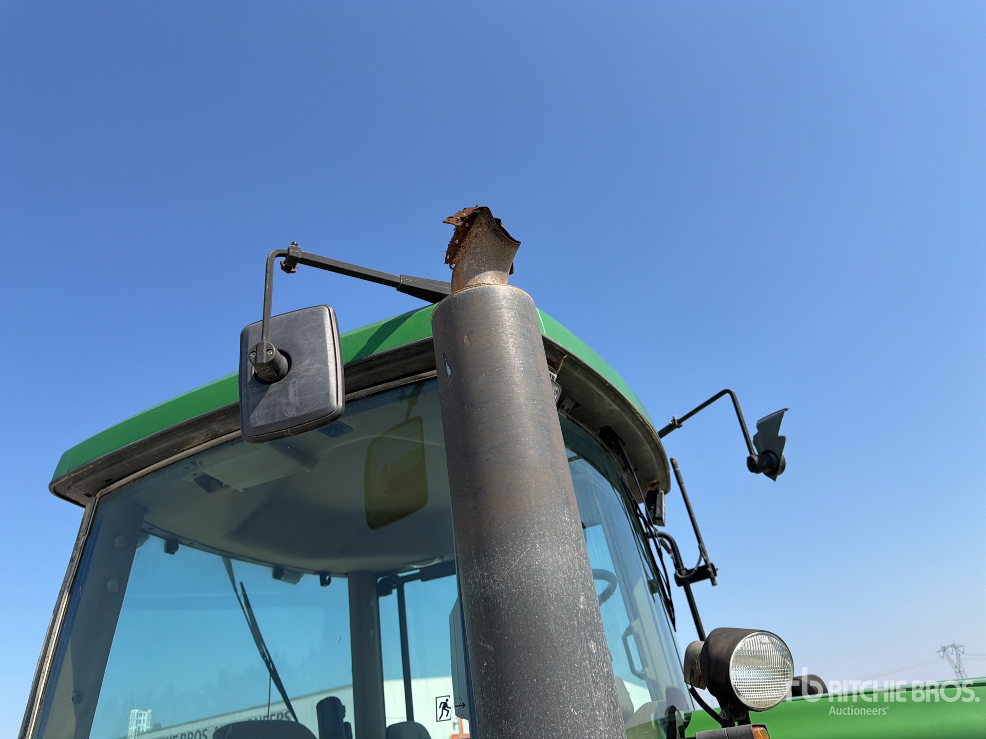 John Deere 8320