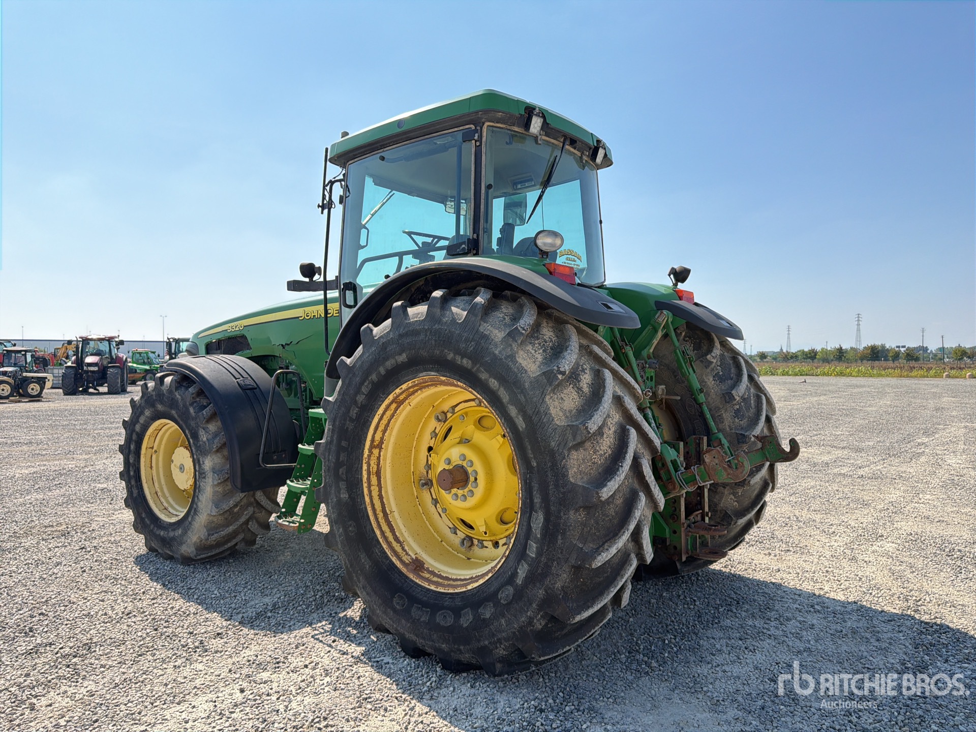 John Deere 8320