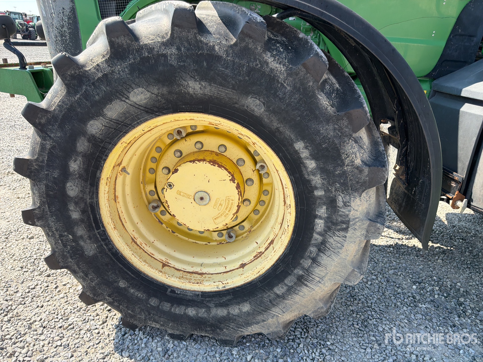 John Deere 8320