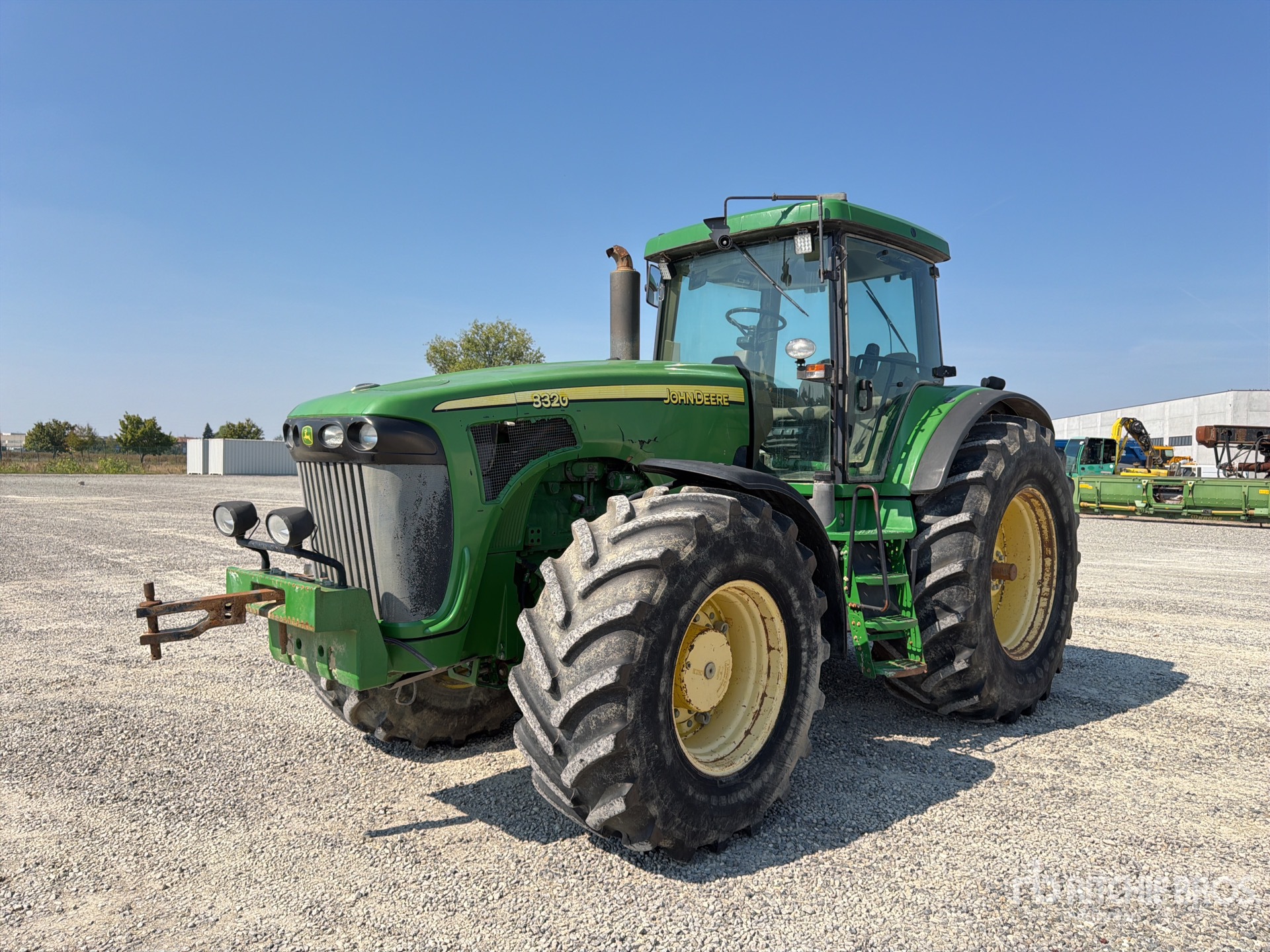  John Deere 8320