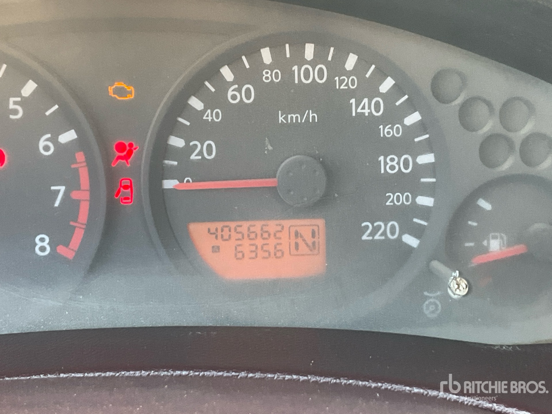 2015 Nissan NAVARA