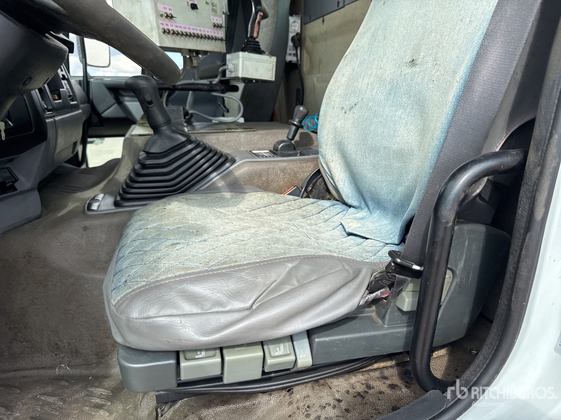 2002 Renault PREMIUM 320 DCI
