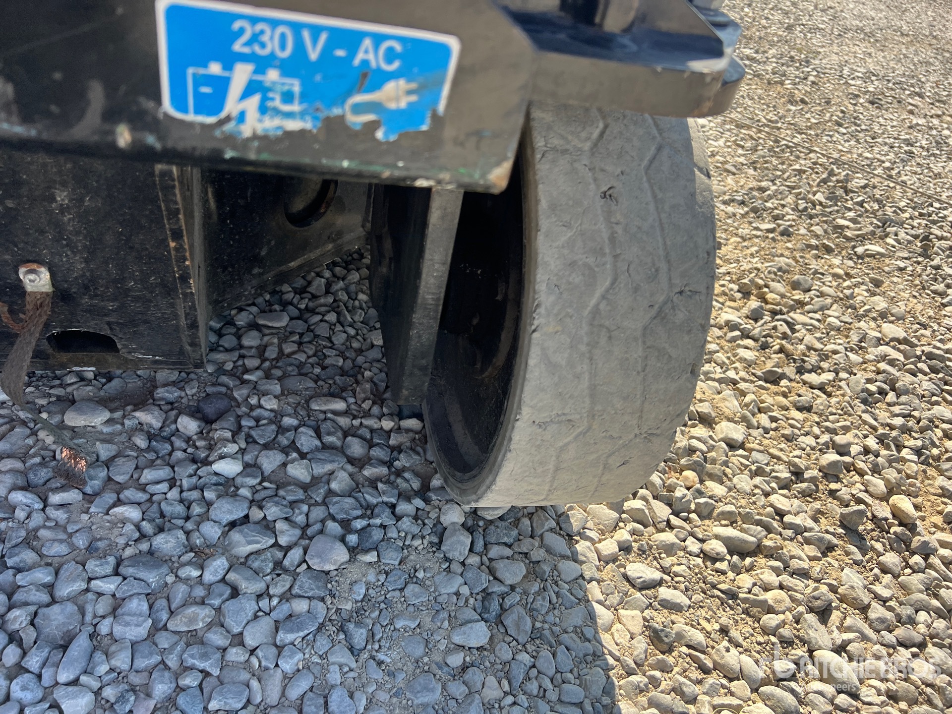 2018 Airo V10E