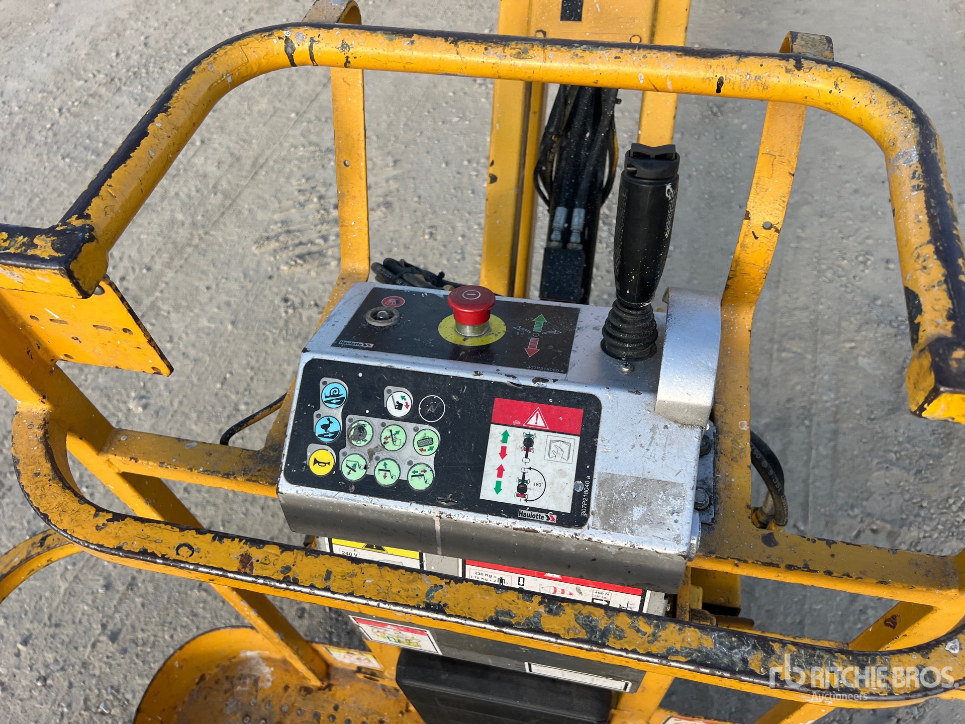 2008 Haulotte HA12IP