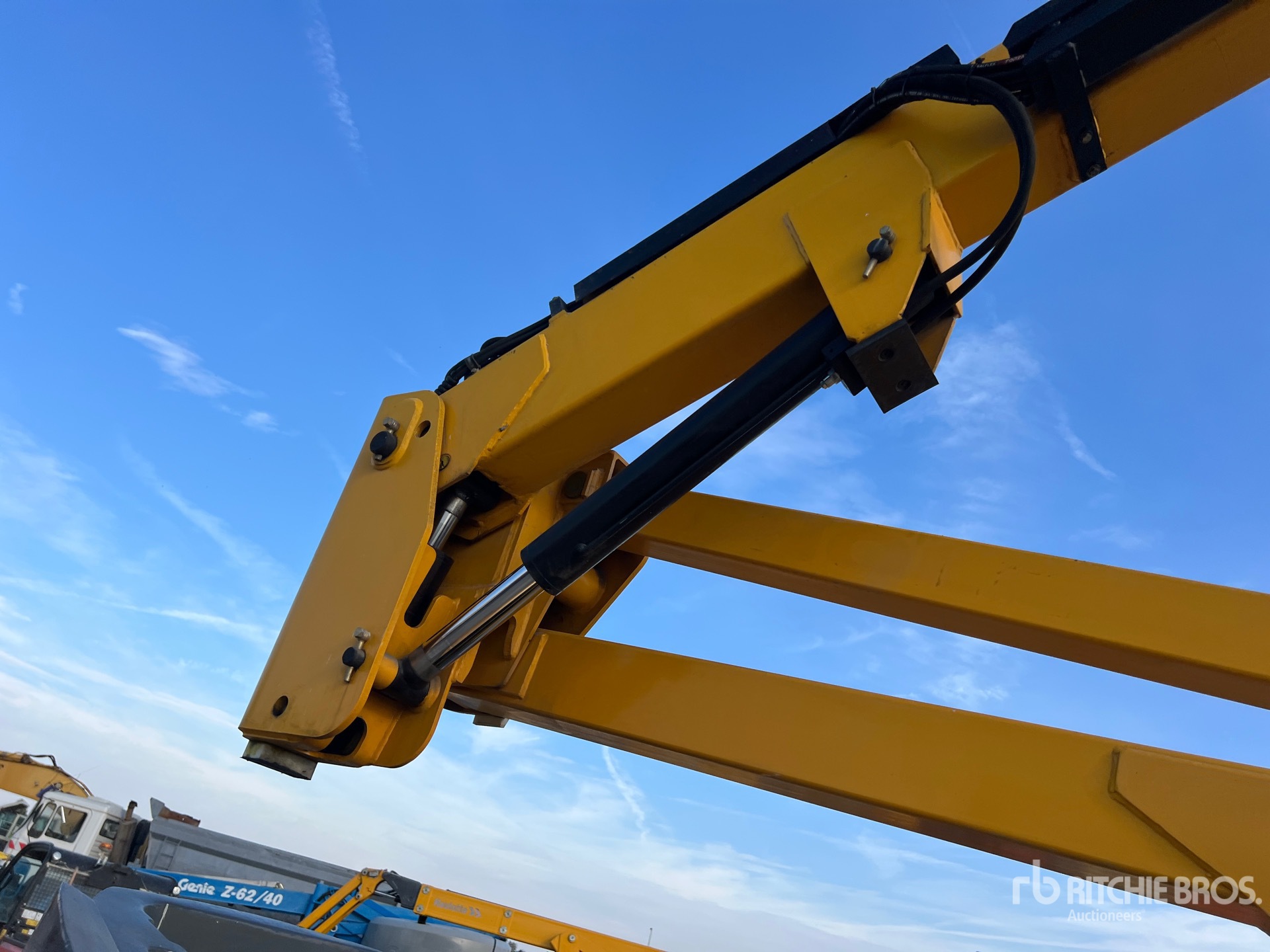 2008 Haulotte HA12IP