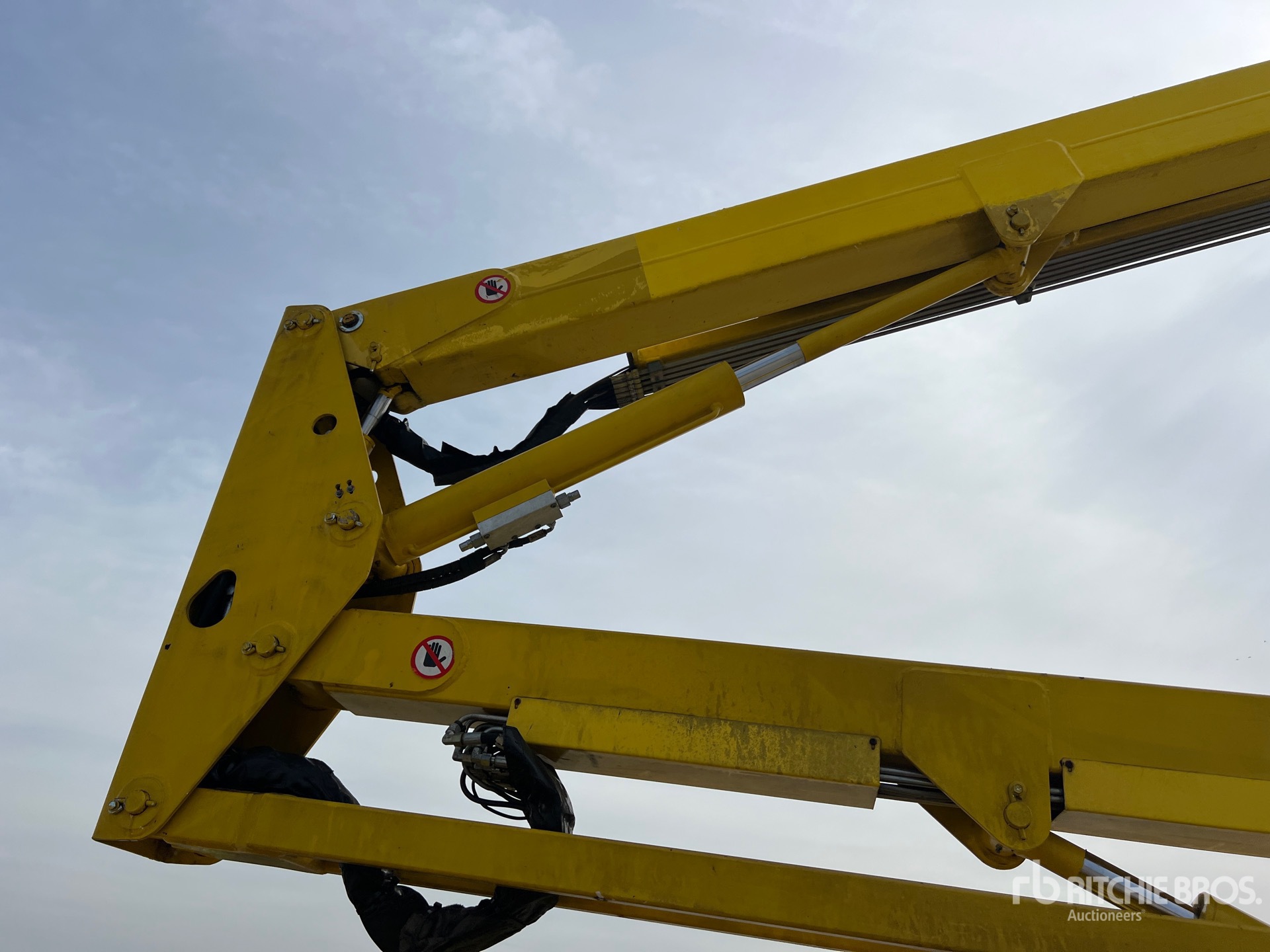 2007 Airo SG 1600 JD 4WD