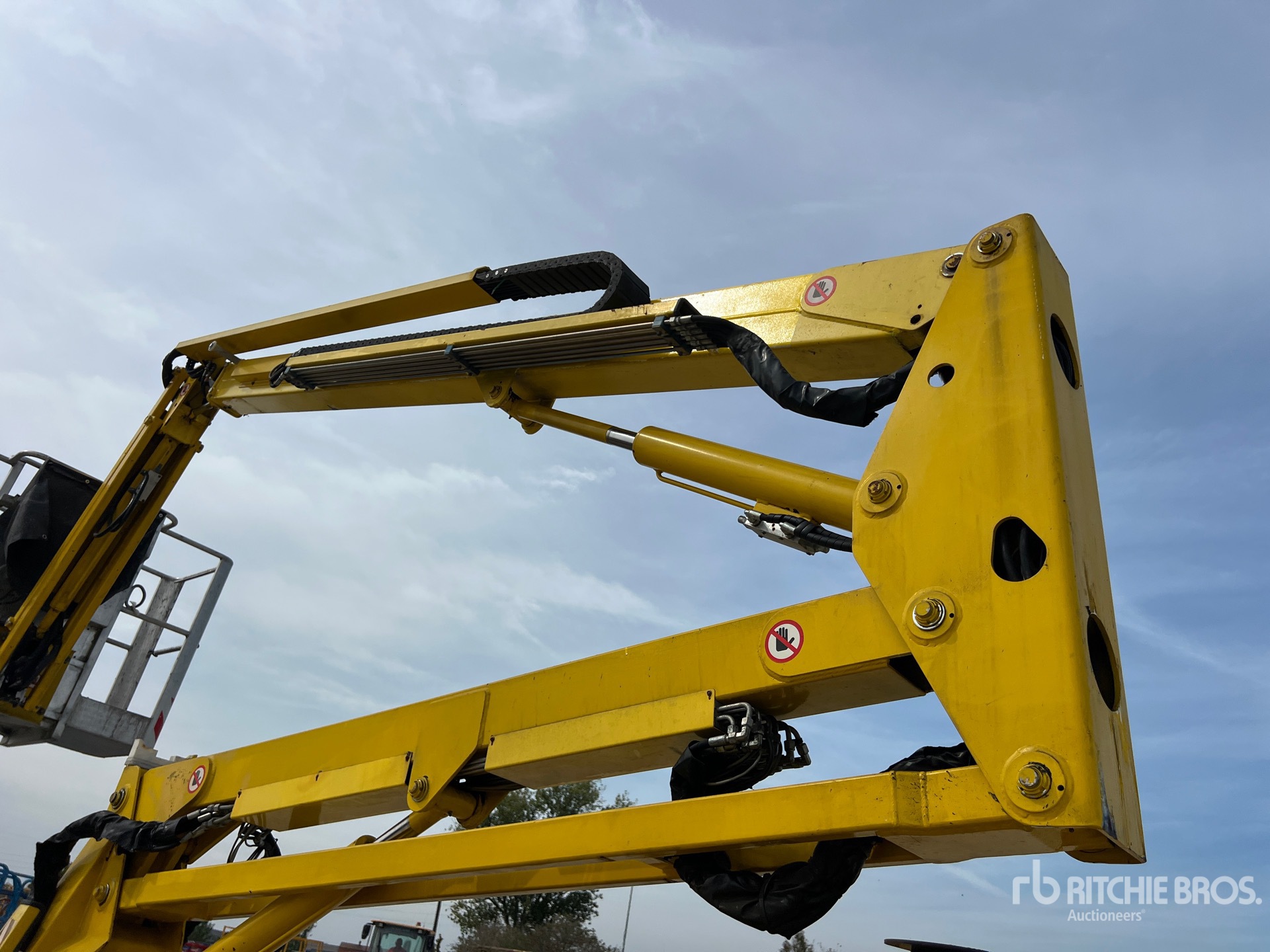 2007 Airo SG 1600 JD 4WD