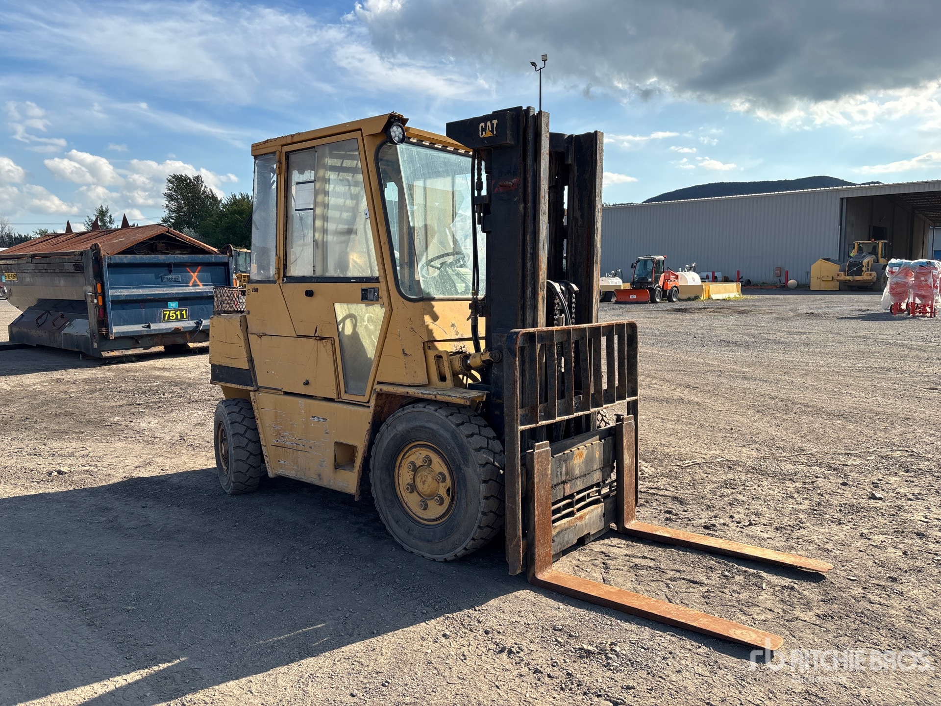 1992 Caterpillar V90F