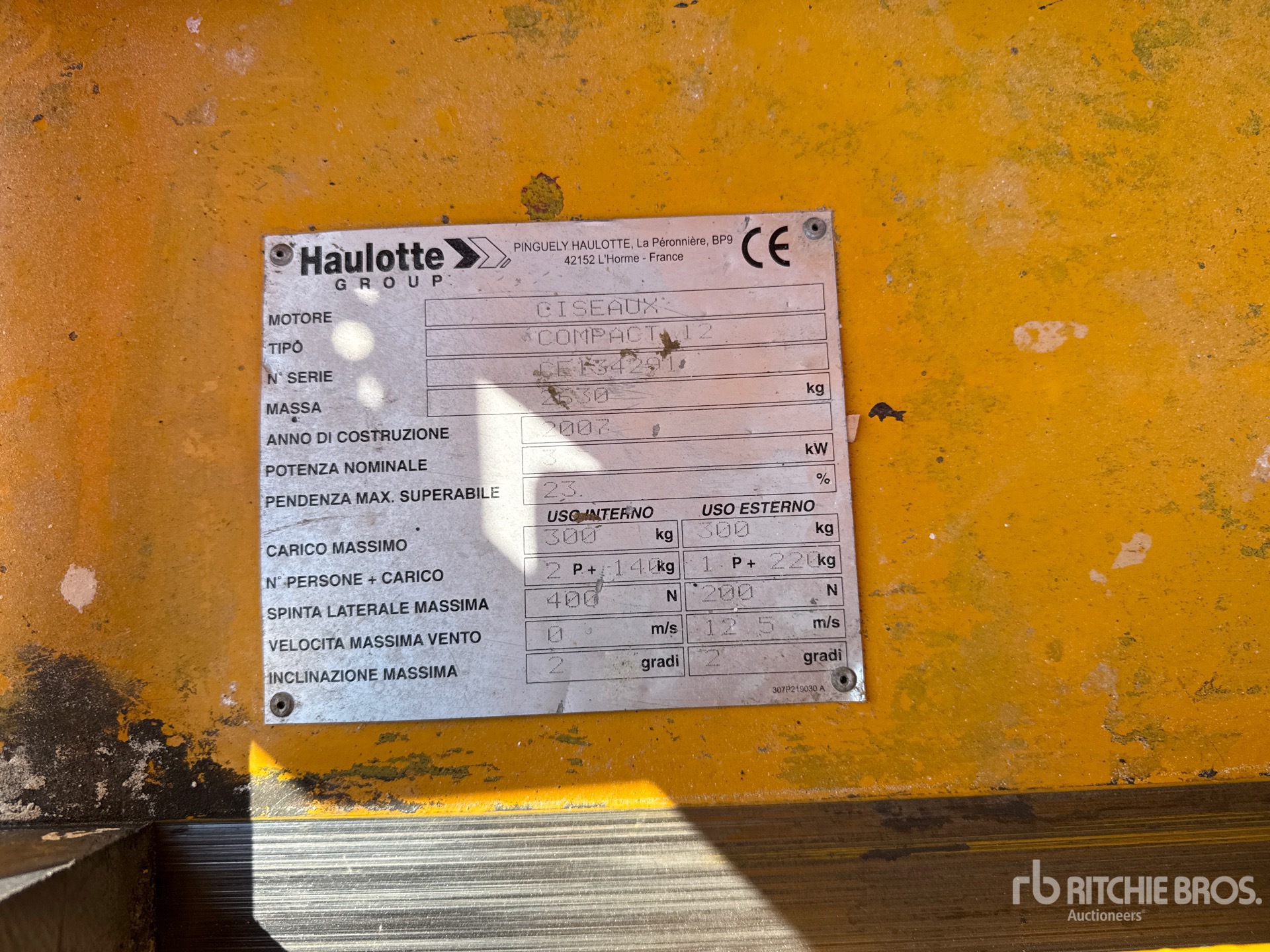 2007 Haulotte COMPACT12