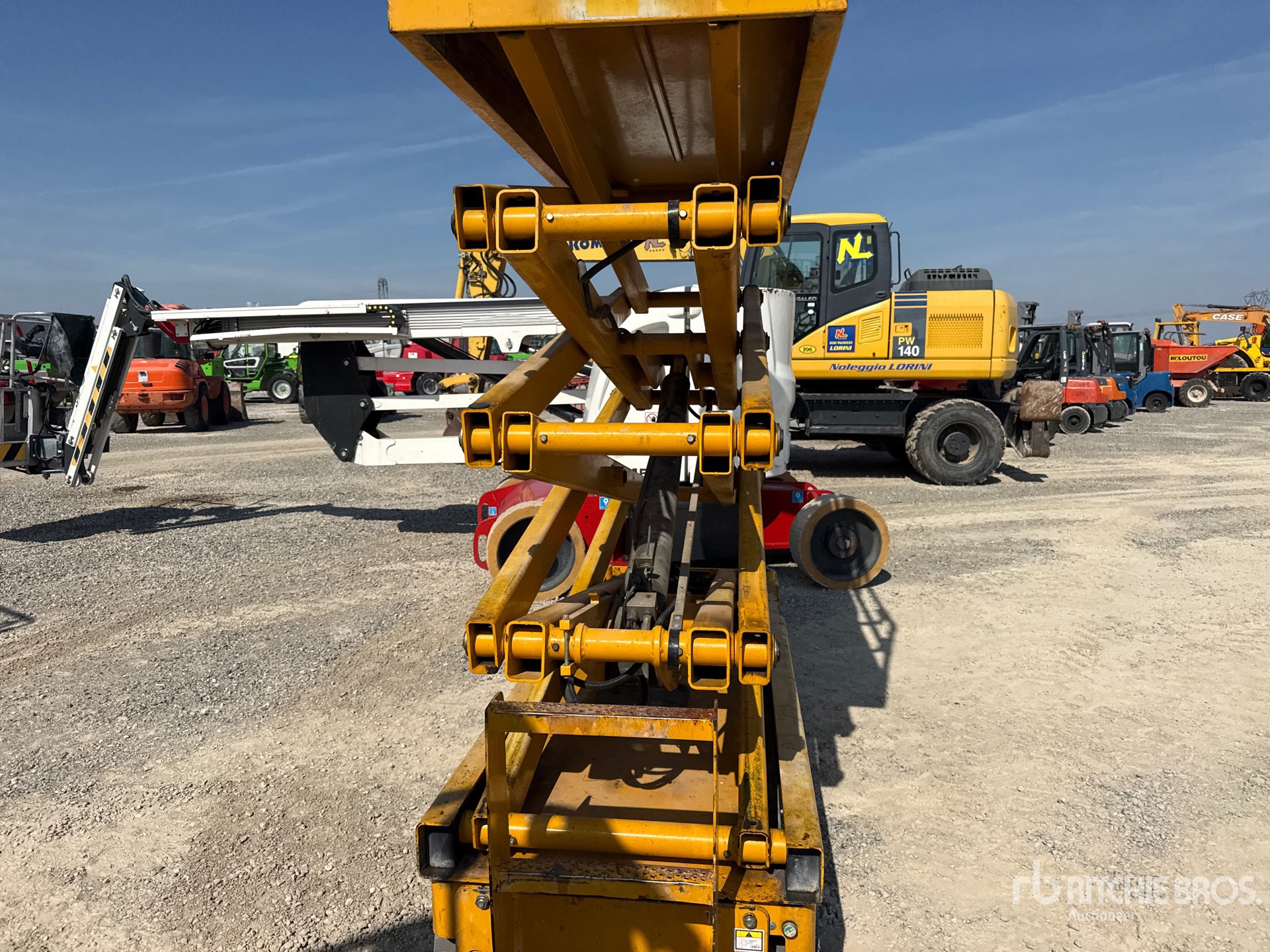 2007 Haulotte COMPACT 10N